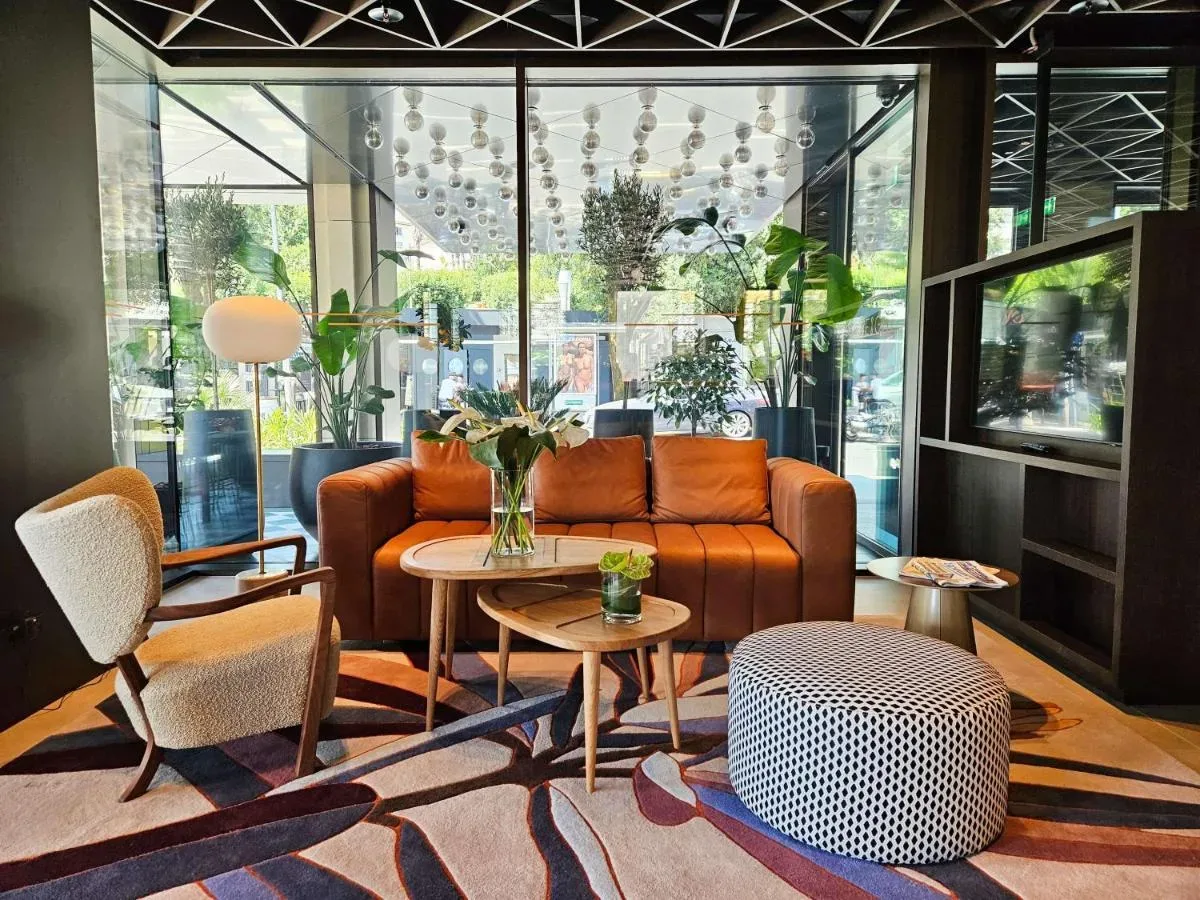Keight Hotel Opatija: Hiltonov dragulj na hrvaški obali, kjer luksuz sreča sproščeno uživanje