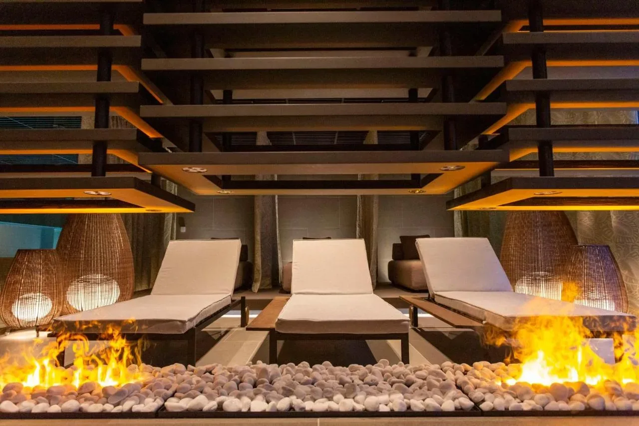 Keight Hotel Opatija: Hiltonov dragulj na hrvaški obali, kjer luksuz sreča sproščeno uživanje