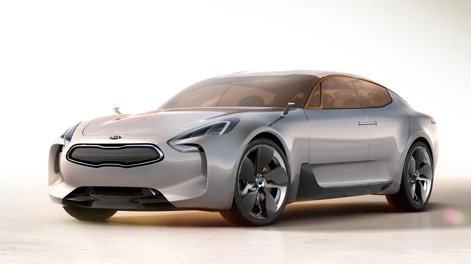 Kia Stinger: Korejski strup, ki je nemškim premijskim znamkam zledil kri v žilah in postal bodoča klasika
