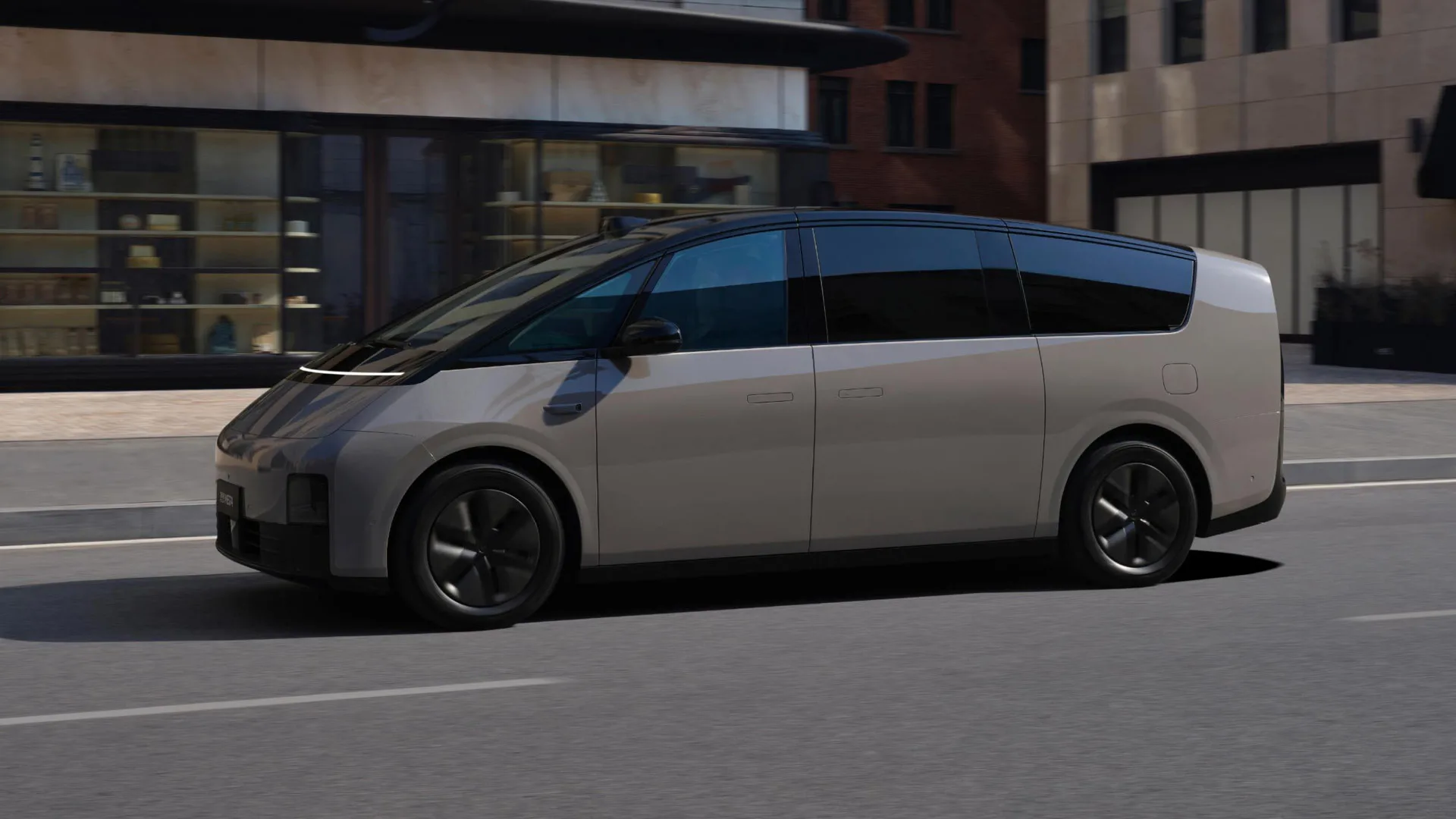 Kitajski CyberVan – Li Mega 2024 – je električna vesoljska ladija med poslovnimi kombiji