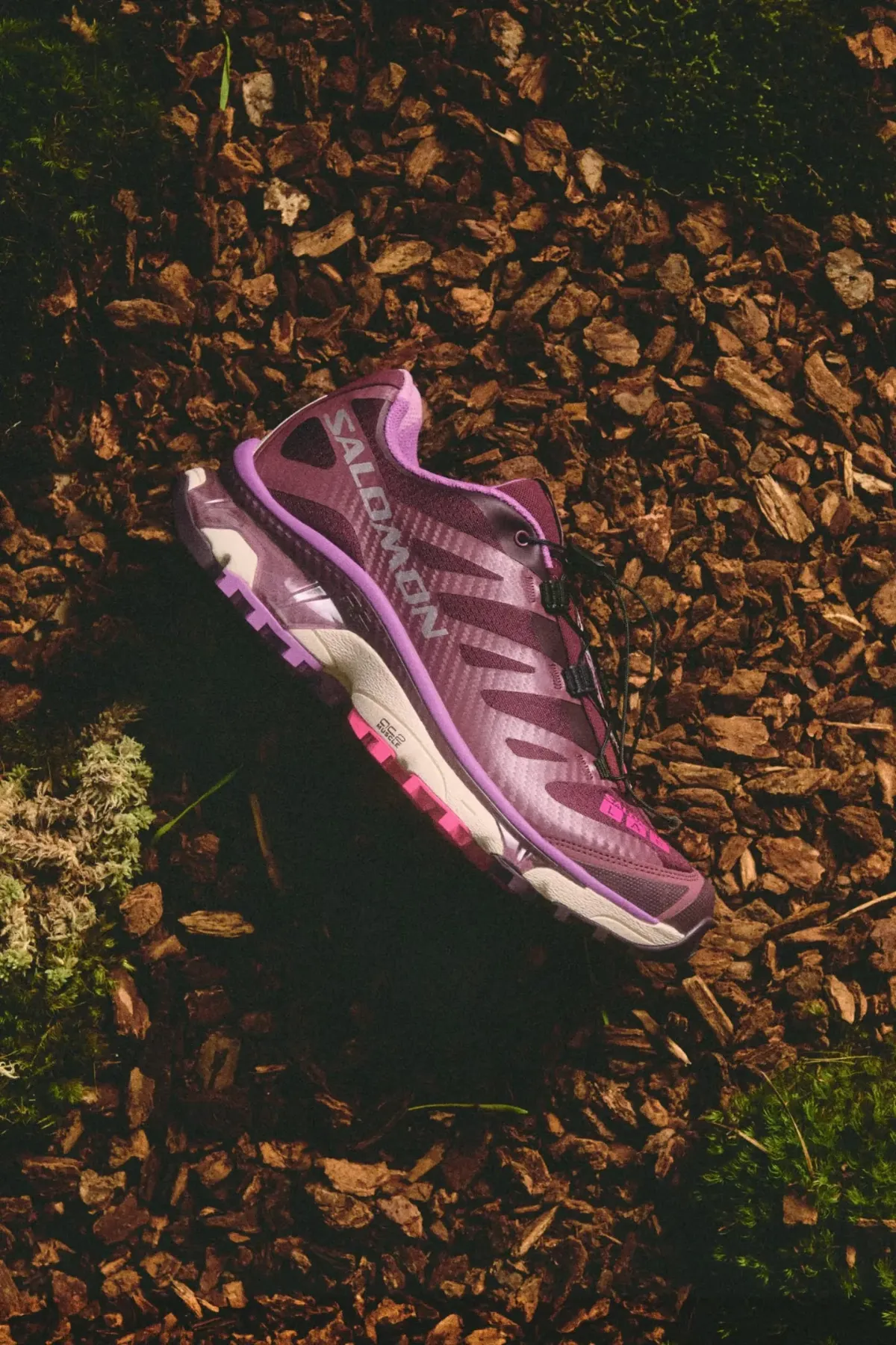 Kith in Salomon za zimo 2026: Nova silhueta XT-4K Mid briše mejo med visokogorjem in asfaltom – slika 4
