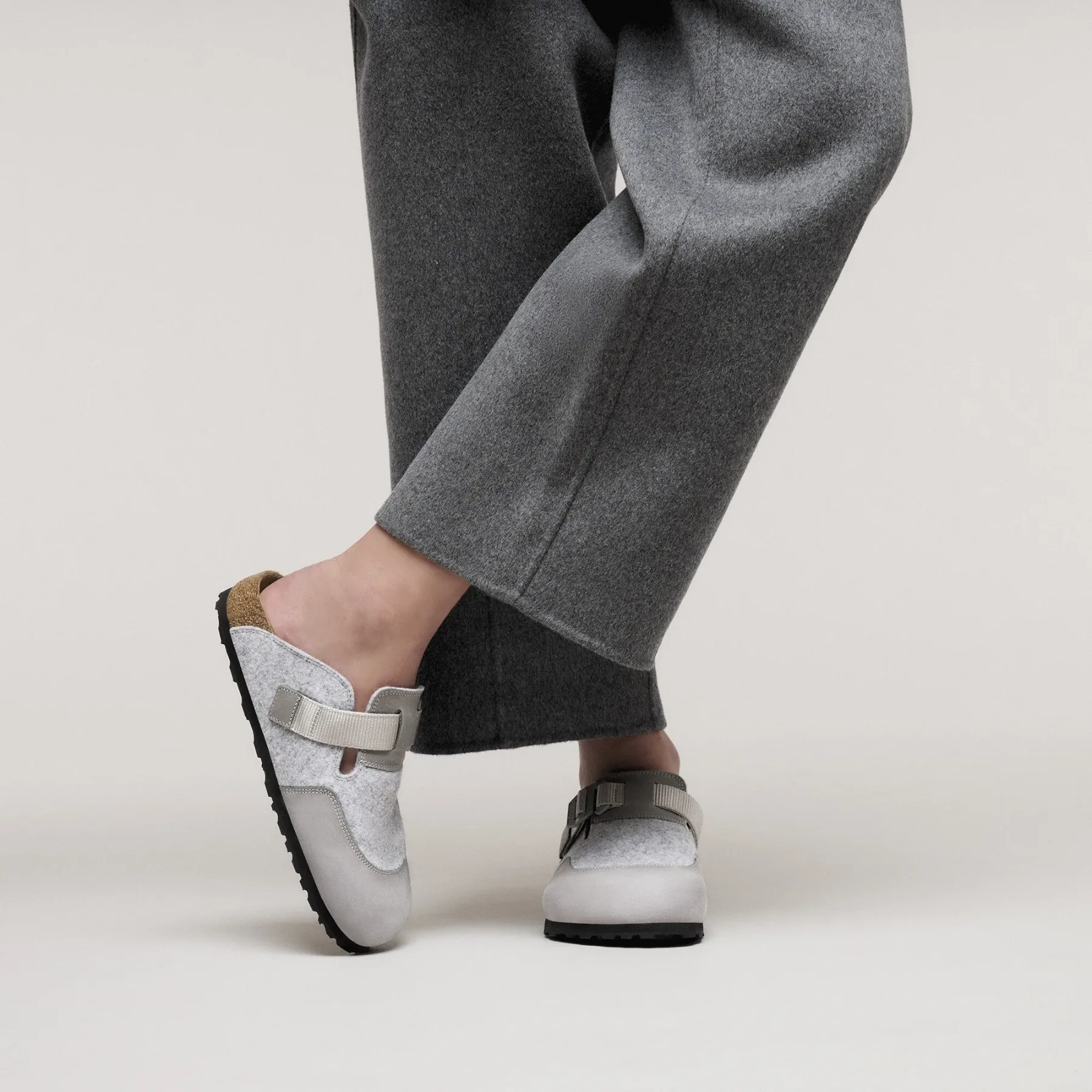 Ko Birkenstock obuje volno: kultni čevlji v zimski preobleki Birkenstock Utility Felt Pack