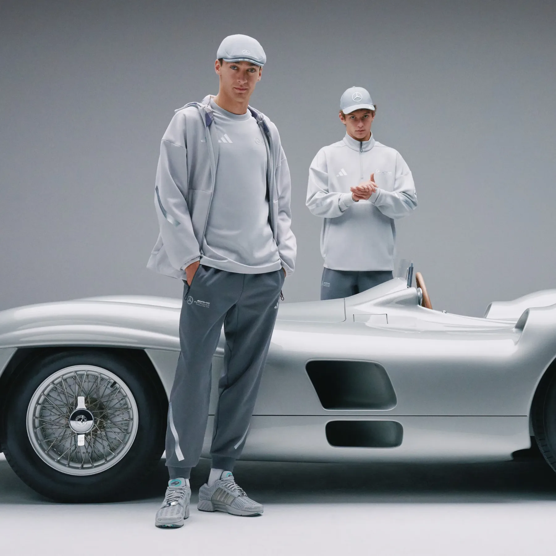 Ko Formula 1 sreča ulično modo: adidas in Mercedes-AMG PETRONAS F1 obujata legendarno kolekcijo Silver Arrows