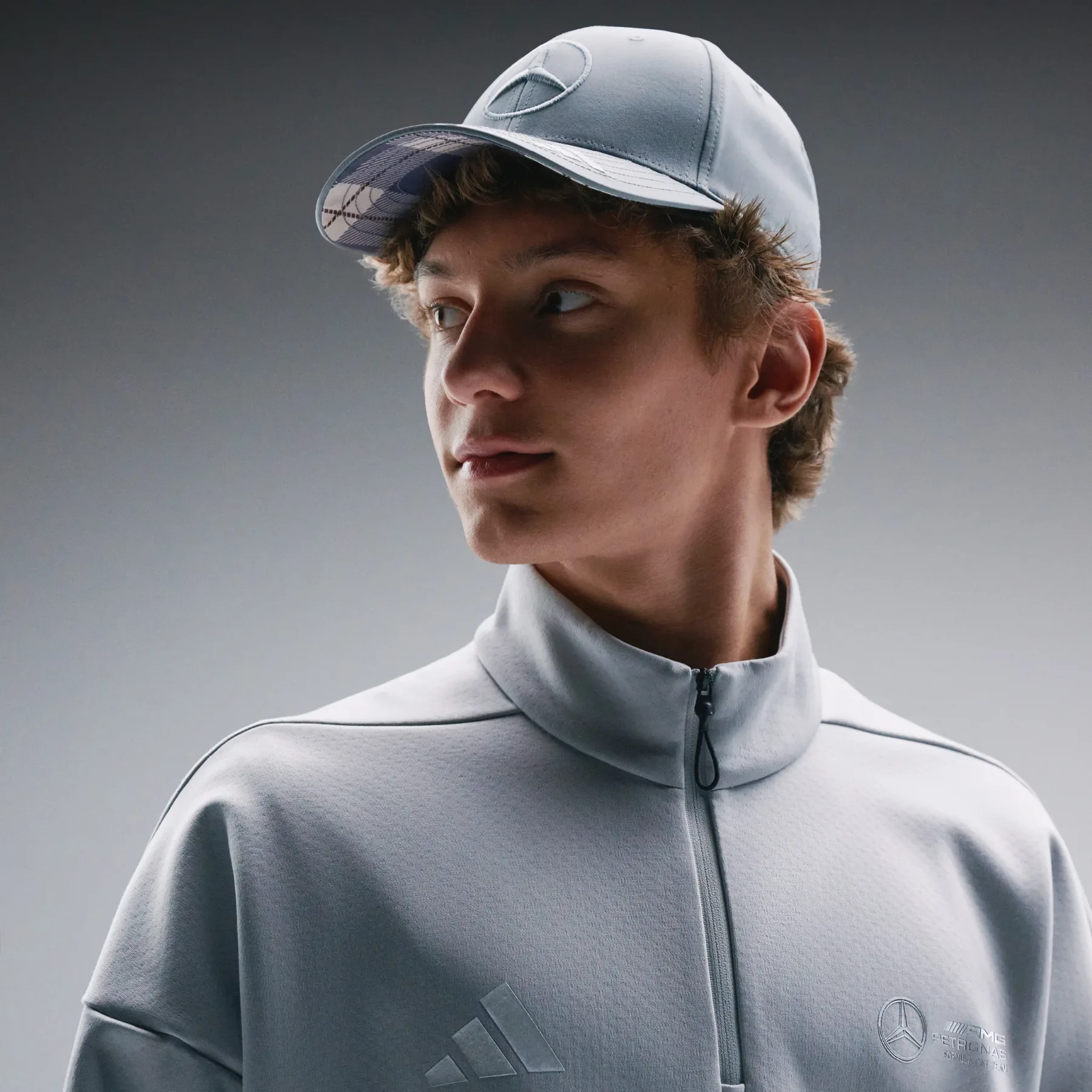 Ko Formula 1 sreča ulično modo: adidas in Mercedes-AMG PETRONAS F1 obujata legendarno kolekcijo Silver Arrows