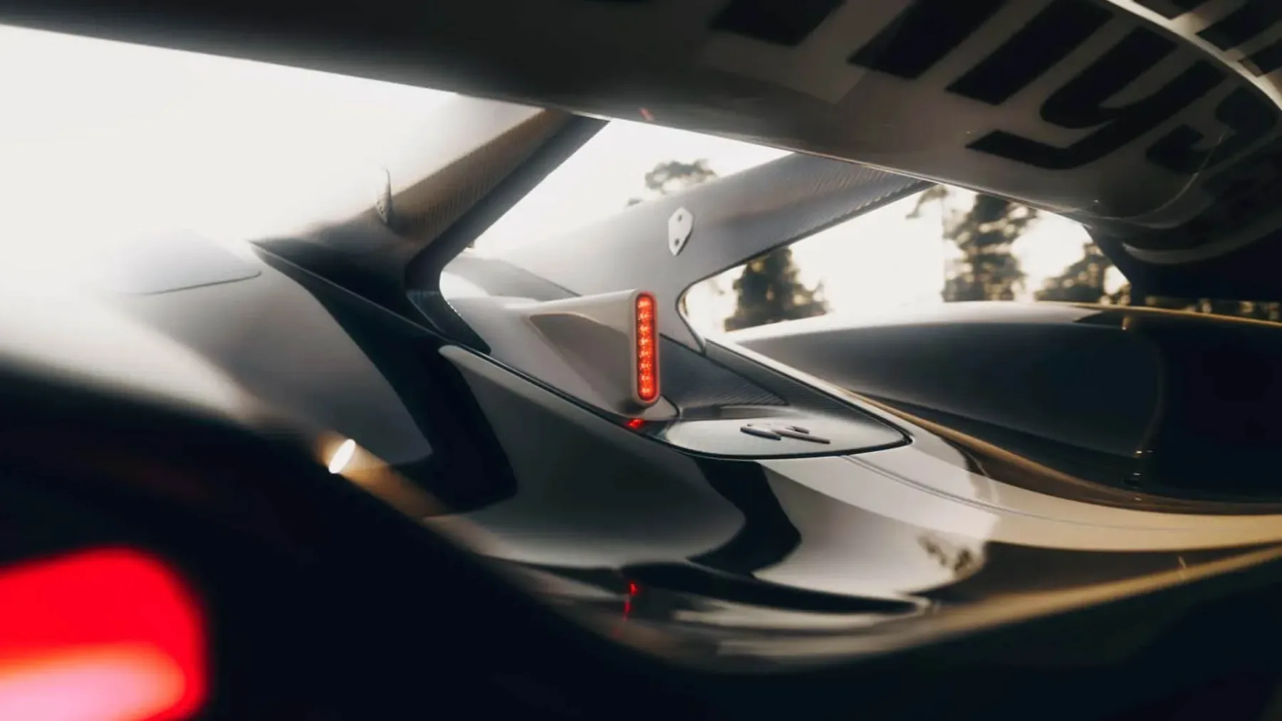 Koenigsegg Sadair’s Spear – najbolj divji Jesko z 1 .625 KM in dvojnim krilom