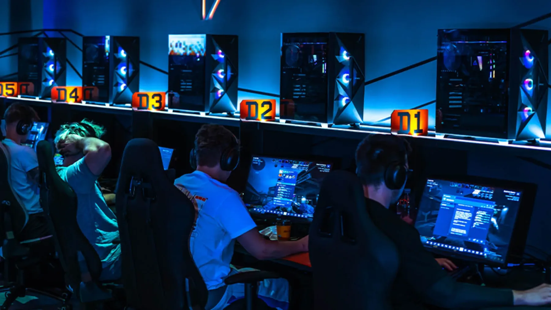 Končno proper plac za gaming night | T-2