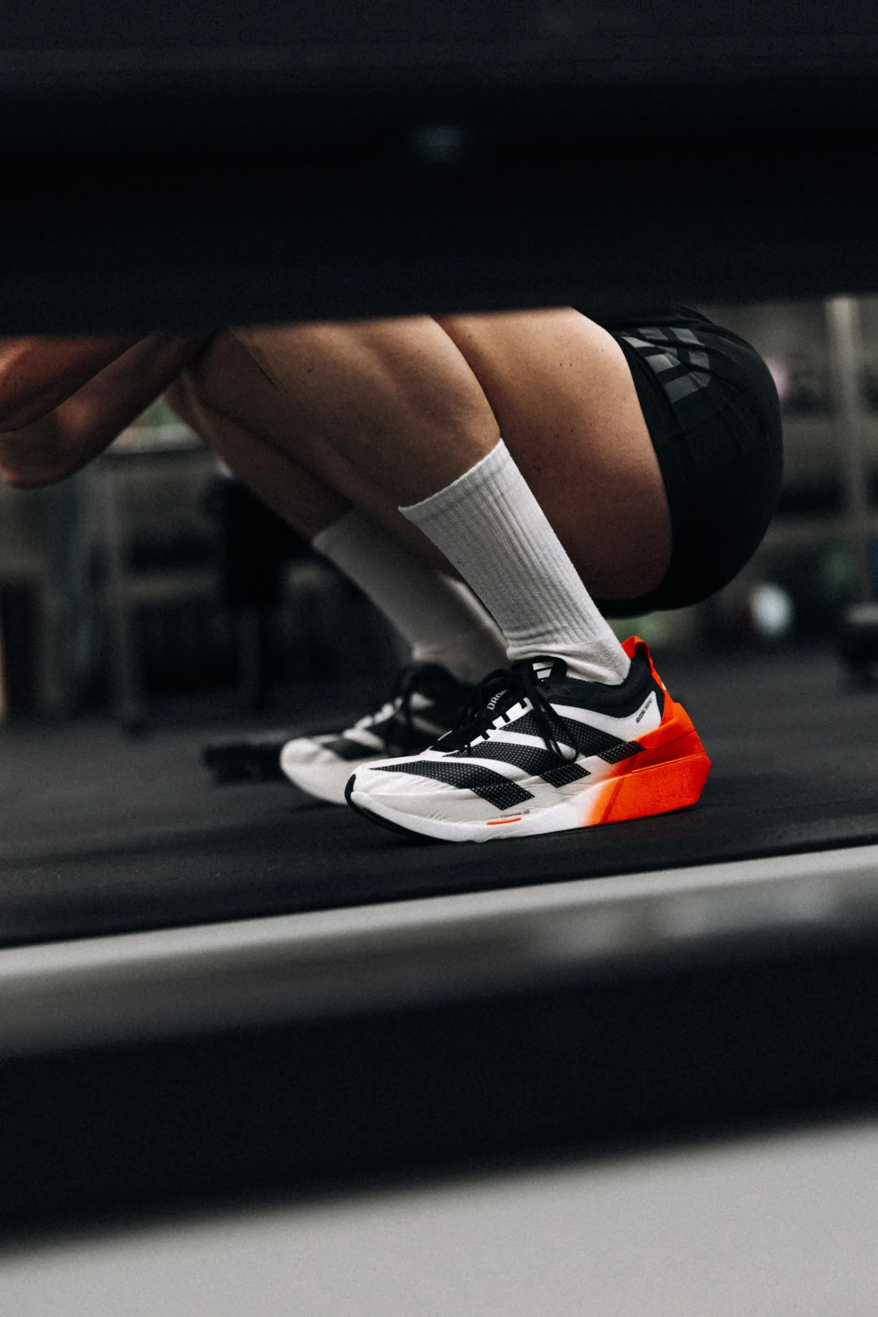 Končno združena hitrost in moč v eni supergi: Je adidas Adizero Dropset Elite najboljša superga za fitnes doslej?