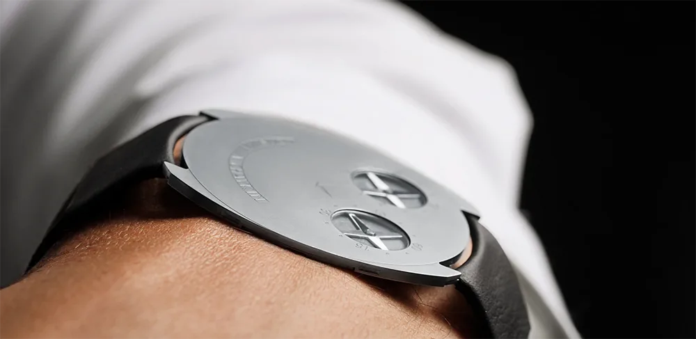Konstantin Chaykin postavlja nove standarde: Ultra-tanka mehanska ura ThinKing z debelino le 1,65 mm