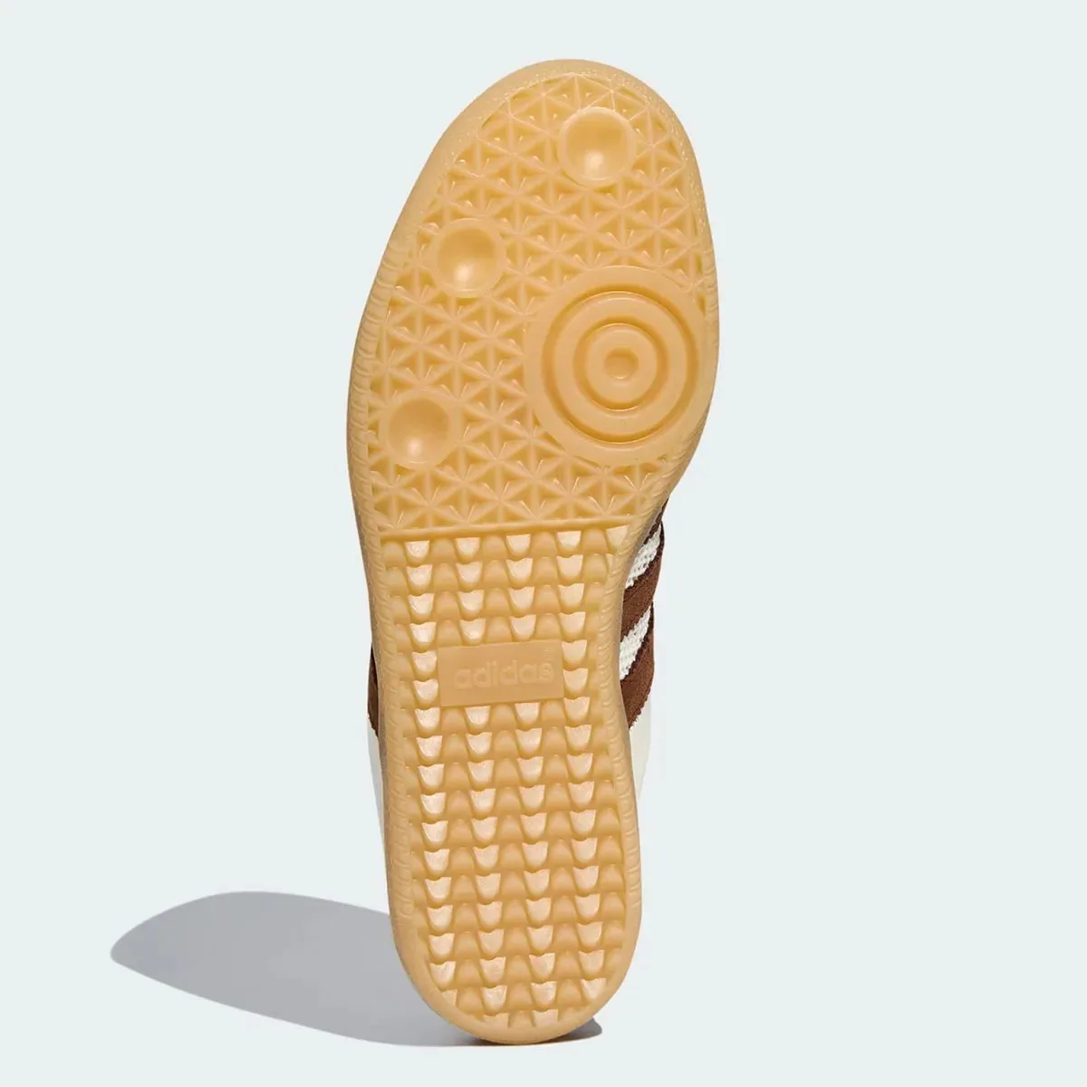 Kultne superge Adidas Samba so za poletje izgubile peto: spoznajte model Mule