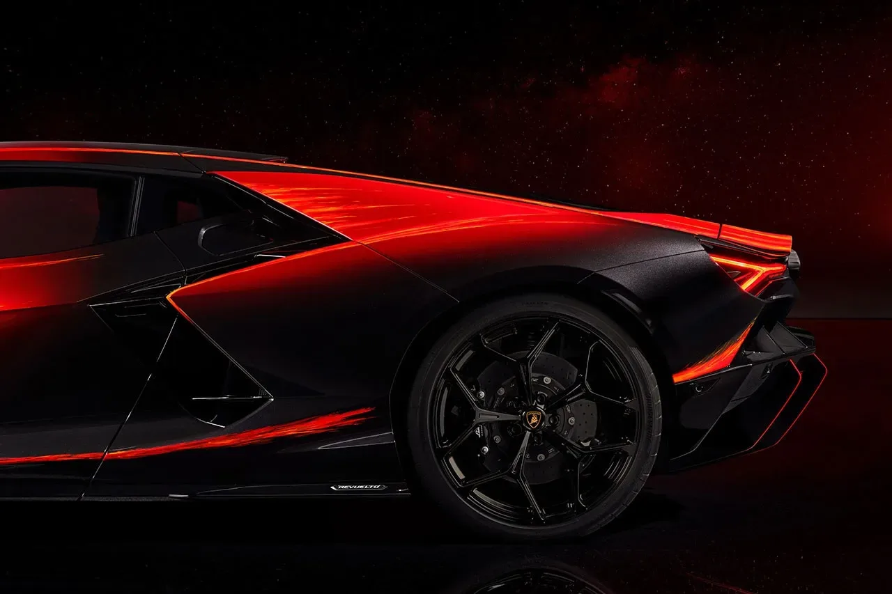 Lamborghini Revuelto Opera Unica – Kozmična umetnina na štirih kolesih