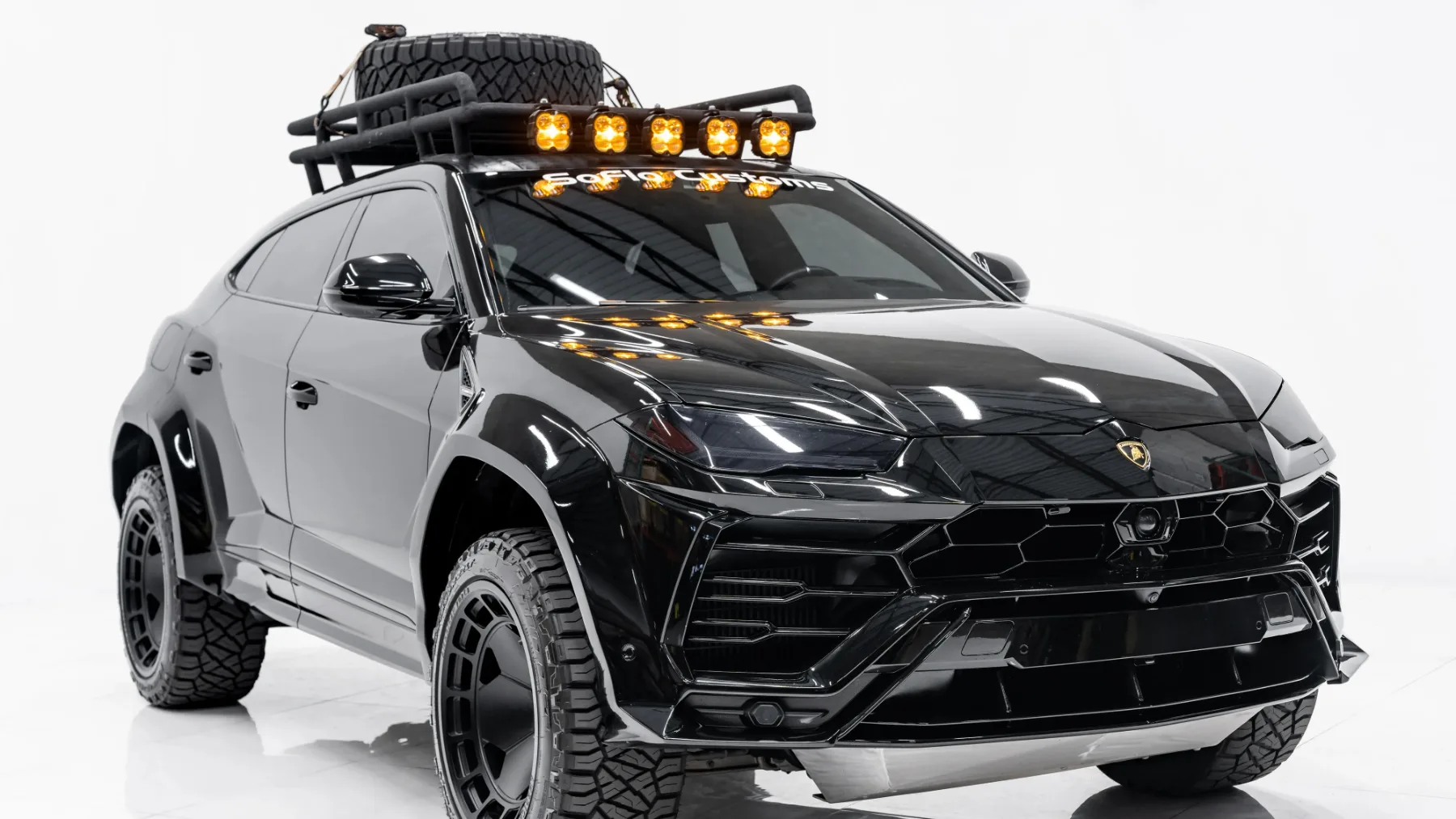 Lamborghini Urus Apocalypse Inferno – SUV za konec sveta z okusom luksuza