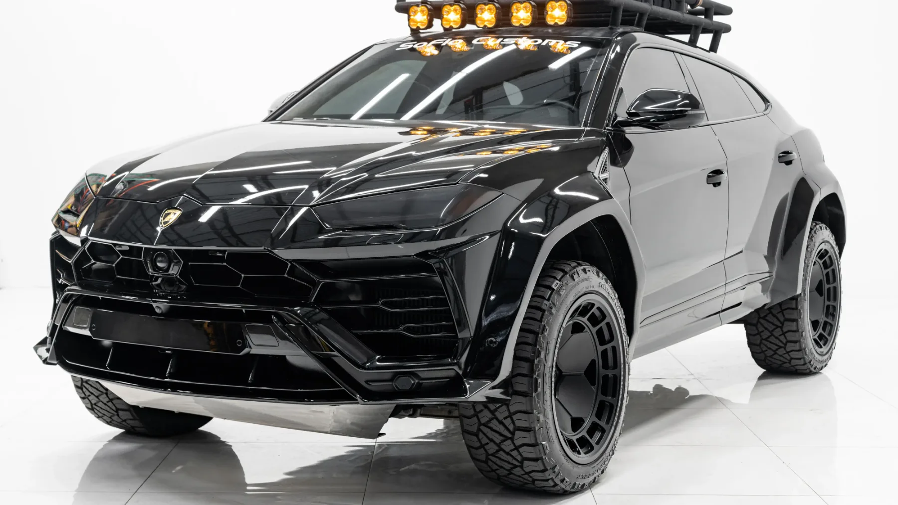 Lamborghini Urus Apocalypse Inferno – SUV za konec sveta z okusom luksuza