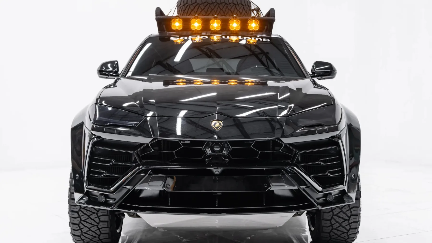 Lamborghini Urus Apocalypse Inferno – SUV za konec sveta z okusom luksuza
