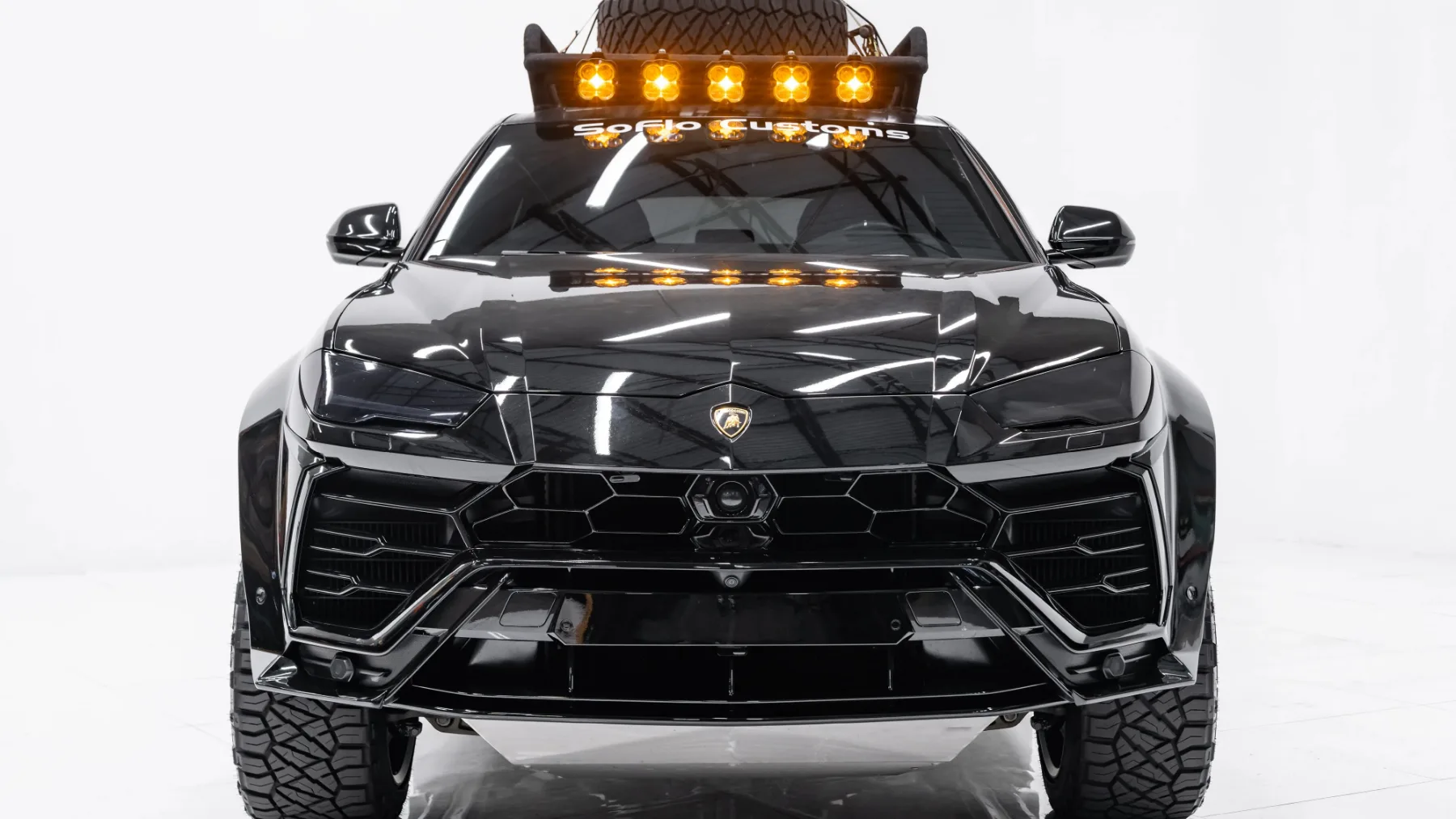 Lamborghini Urus Apocalypse Inferno – SUV za konec sveta z okusom luksuza
