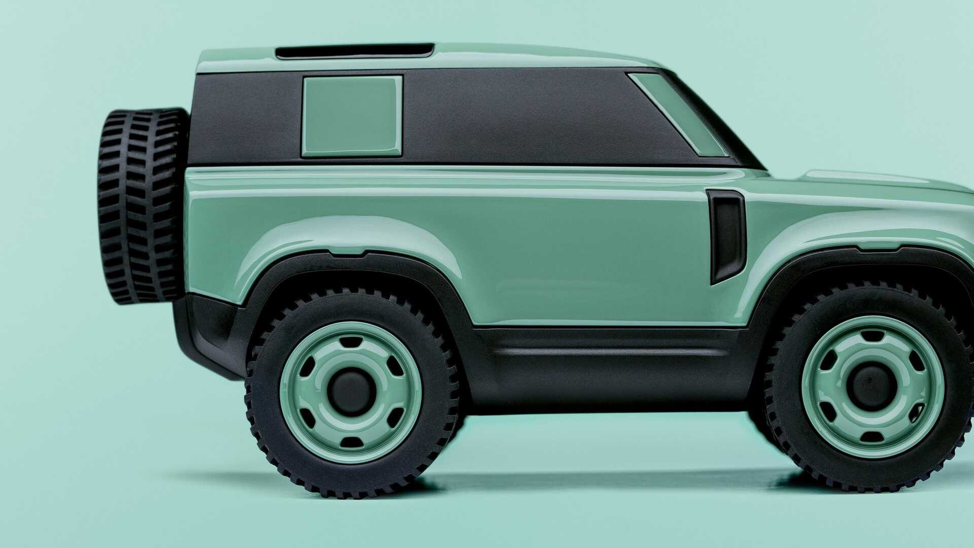 Land Rover Defender 75th Limited Edition: 75 let ikone