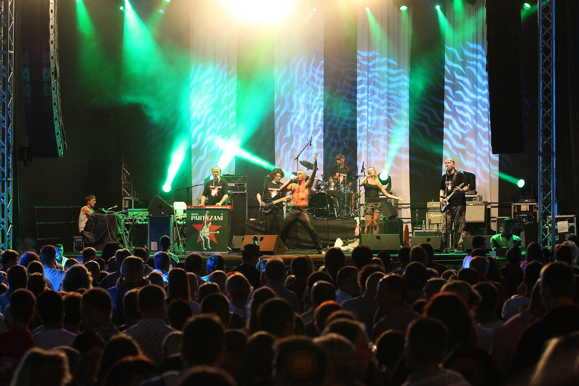 Le še par dni do festivalskega vrhunca tega poletja!
