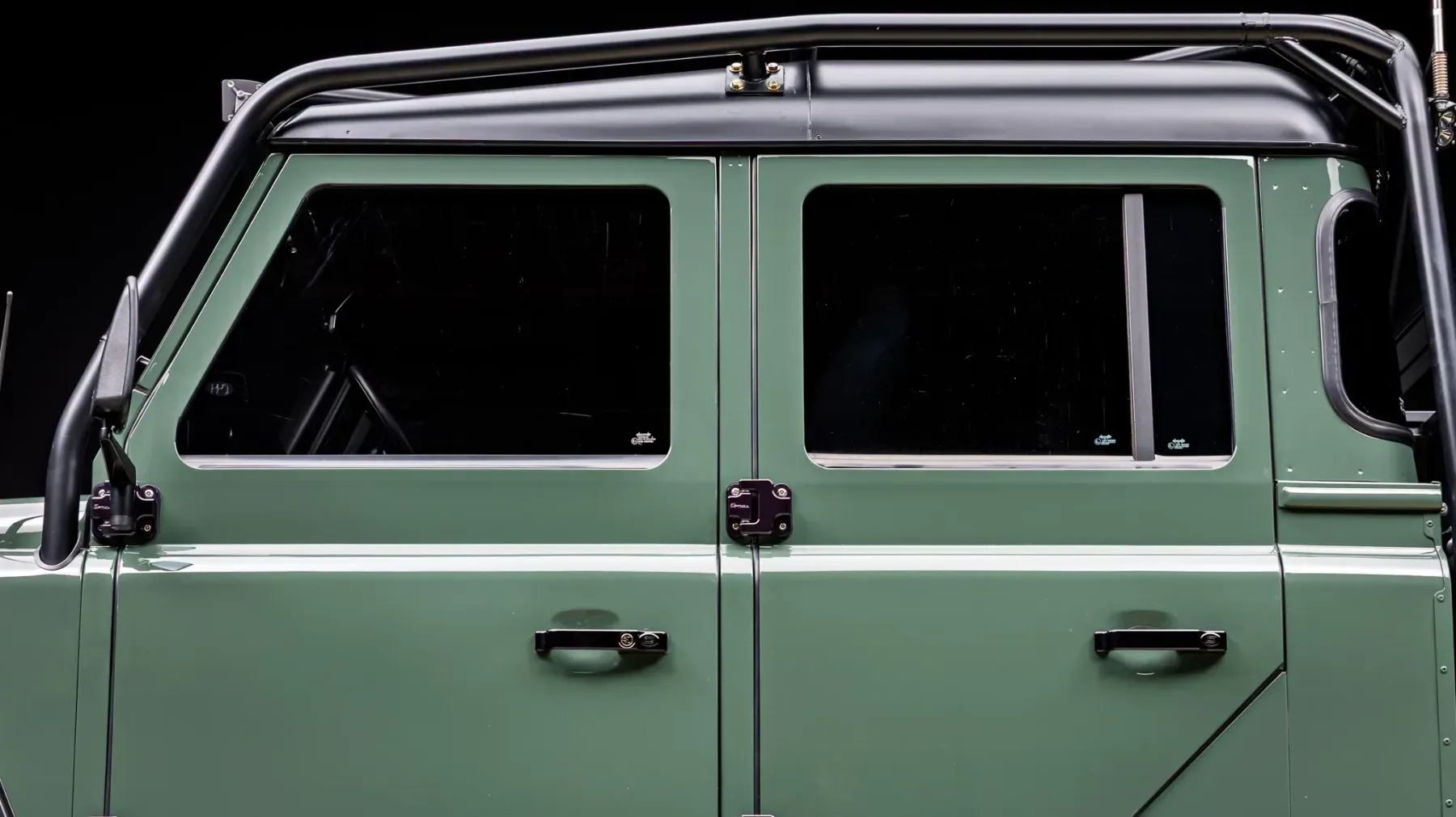 Legenda v preobleki: Land Rover 127 by Heritage Driven z motorjem Cummins R2.8 je ultimativni overlander brez kompromisov