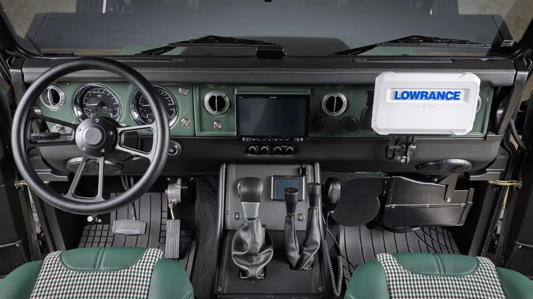 Legenda v preobleki: Land Rover 127 by Heritage Driven z motorjem Cummins R2.8 je ultimativni overlander brez kompromisov
