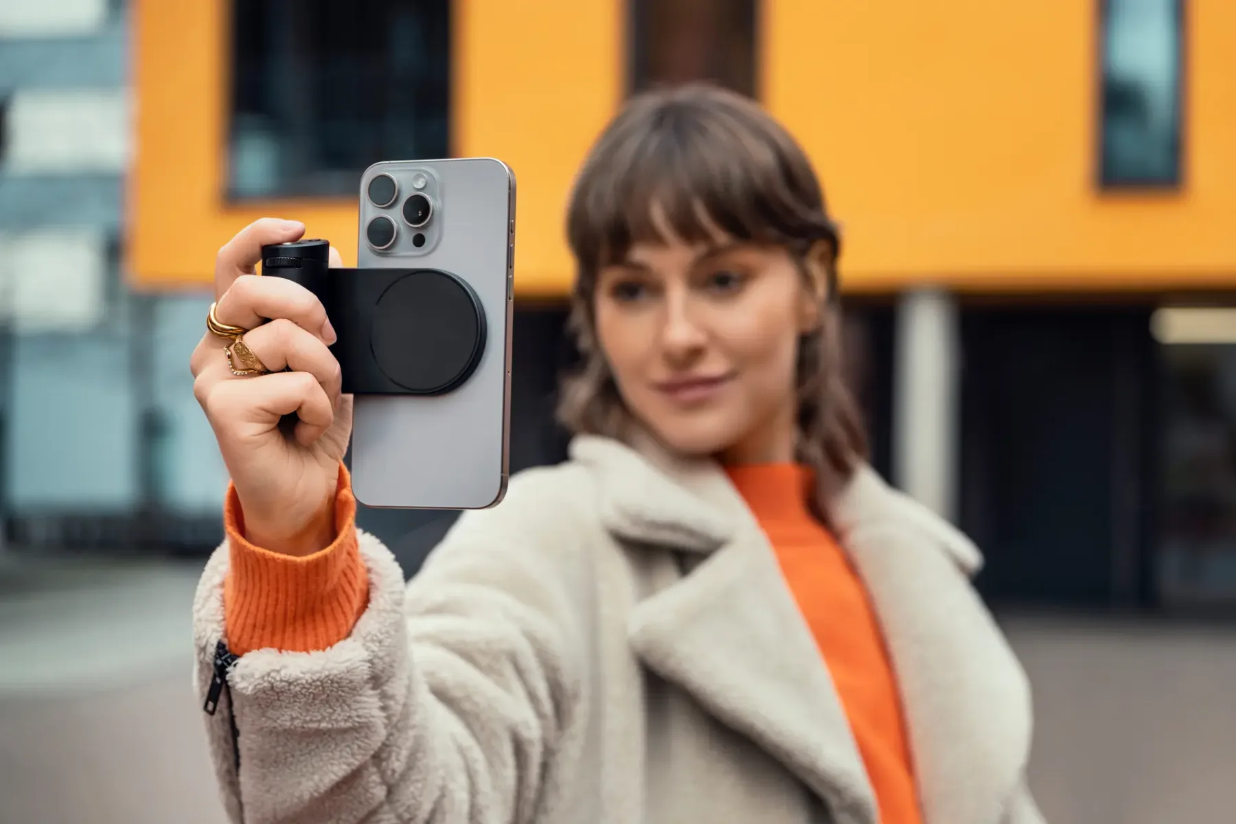 Leica Lux Grip: ročaj in aplikacija, ki simulirata občutke Leica na vašem iPhone