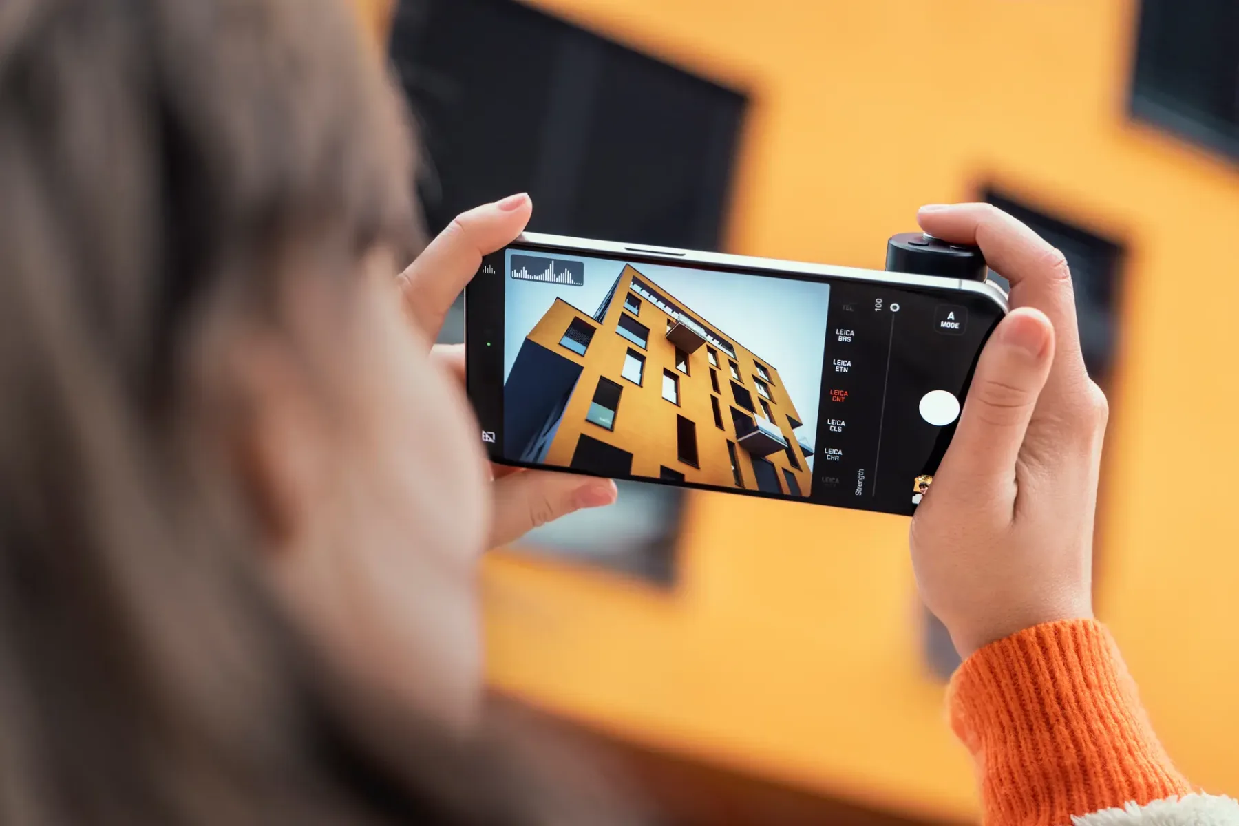 Leica Lux Grip: ročaj in aplikacija, ki simulirata občutke Leica na vašem iPhone