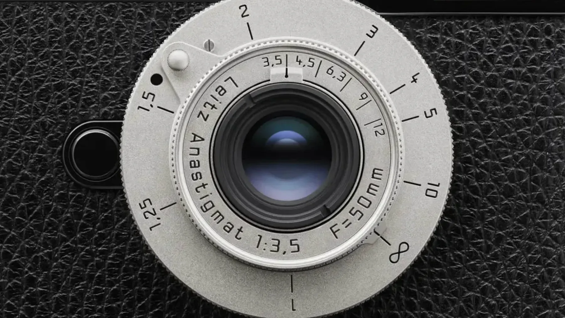 Leica M11-D »100 let Leice«: digitalni rangefinder s srcem iz leta 1925