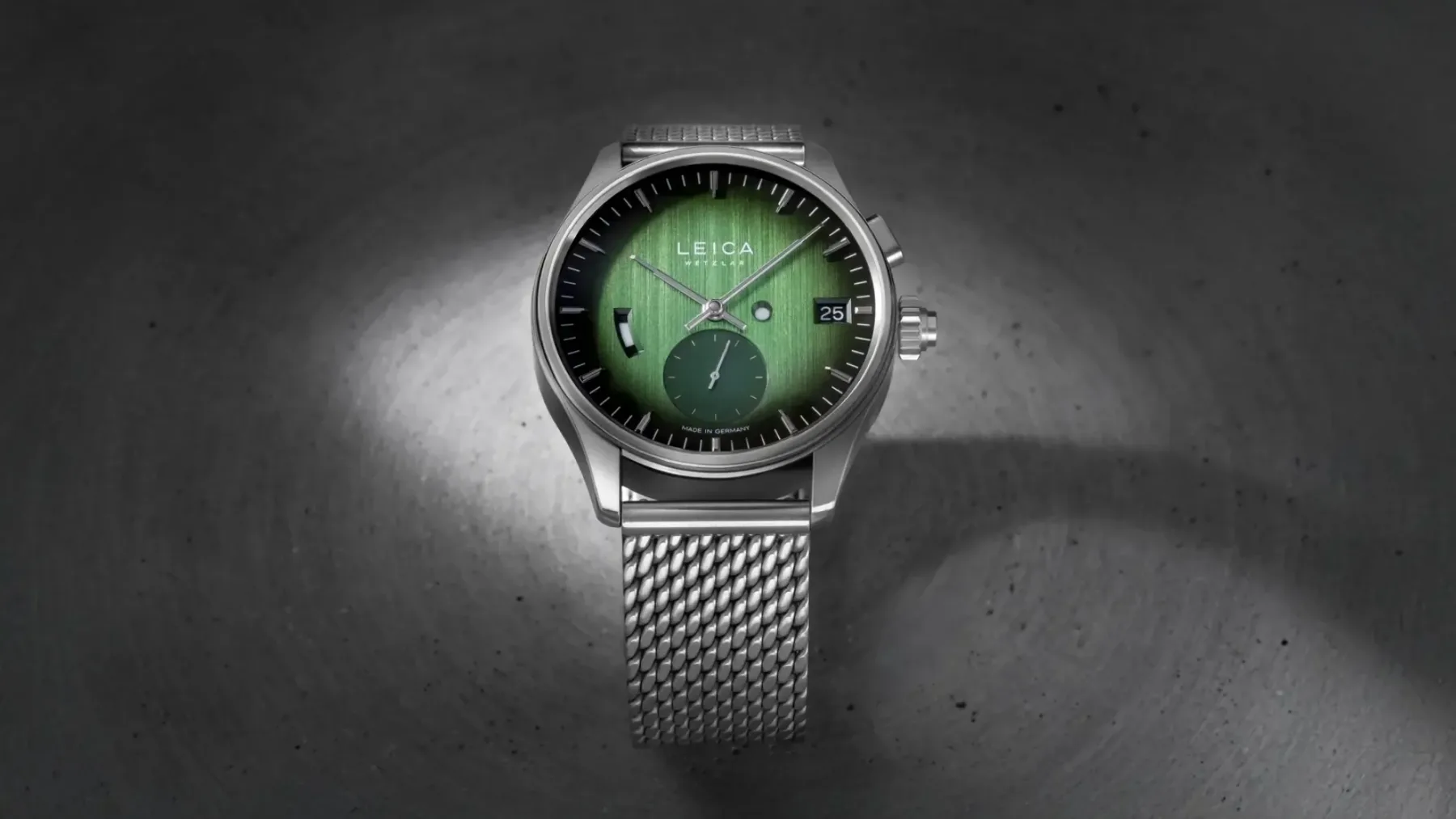 Leica ZM 1 in ZM 2 Urban Green: Ko nemška preciznost zavije v zeleni fumé