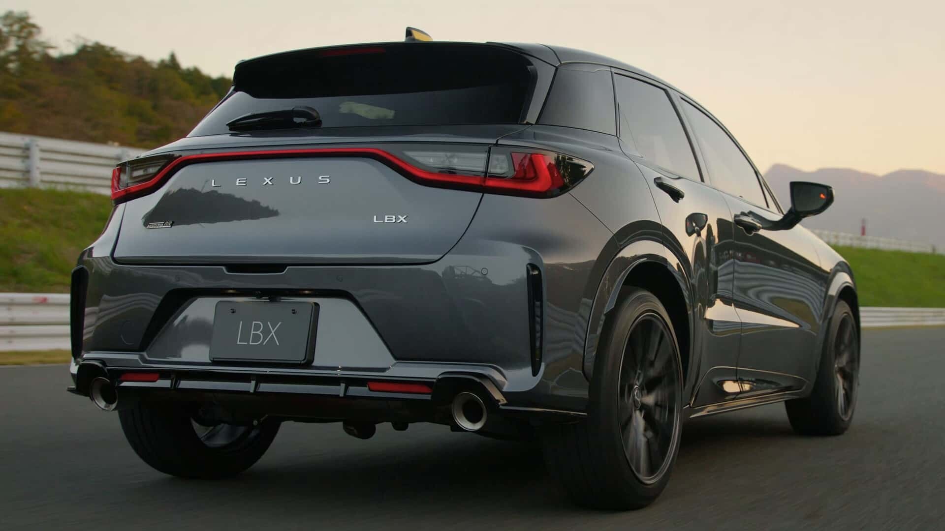 Lexus LBX Morizo RR: tri-cilindrski adrenalin na 4×4