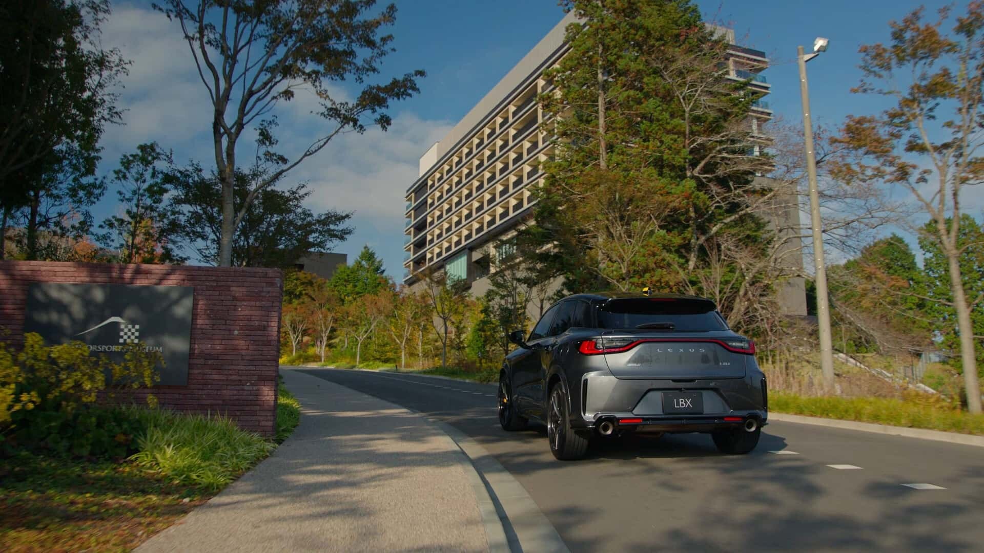 Lexus LBX Morizo RR: tri-cilindrski adrenalin na 4×4