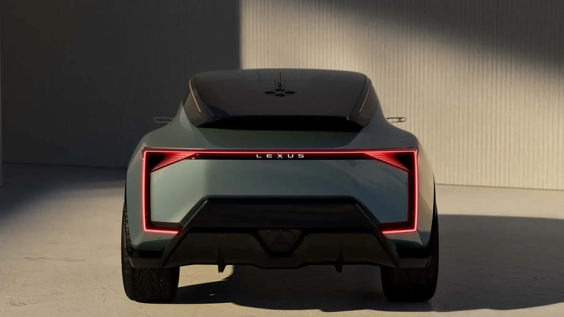 Lexus LS Coupe Concept: SUV, ki se igra kupeja – in zakaj nas to popolnoma očara