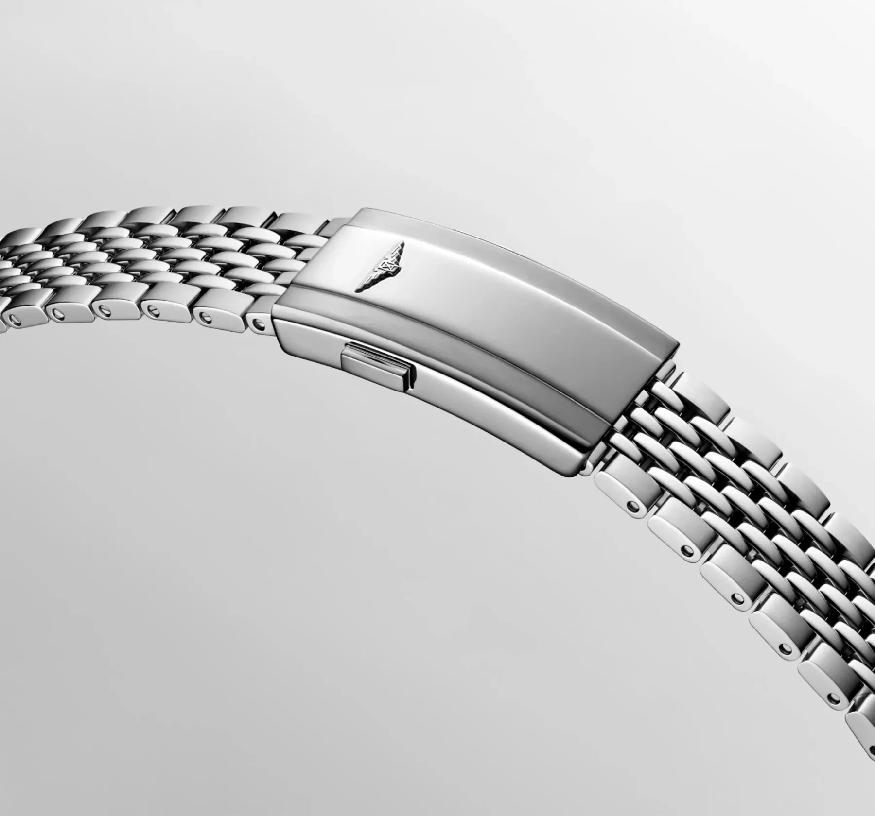 Longines Legend Diver 39mm White Dial: Sijajna reinterpretacija ikone