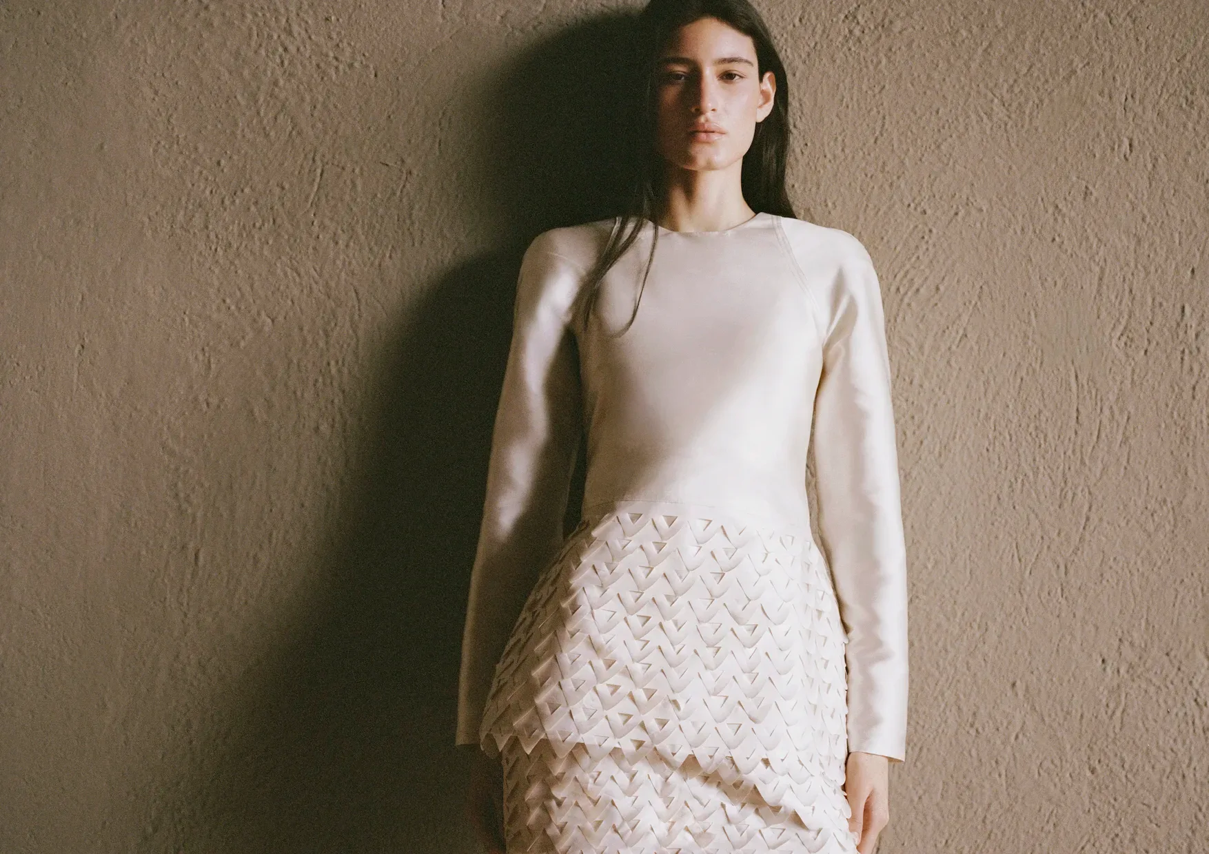 Lorena Saravia x H&M (2025): To kolekcijo bodo razprodali v nekaj urah – poglej, zakaj vsi govorijo o njej!