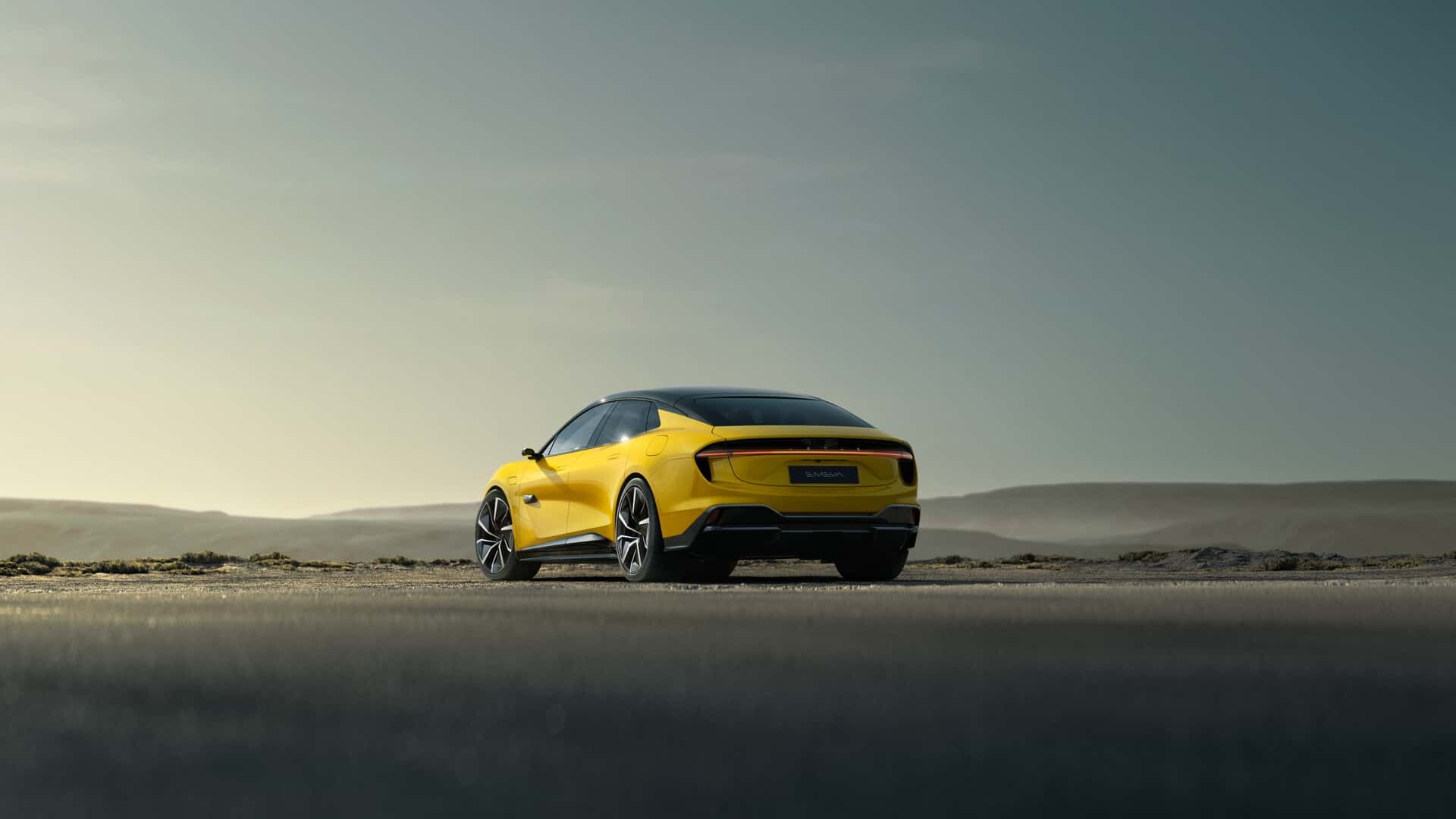 Lotus Emeya: električna limuzina z 905 konjskimi močmi