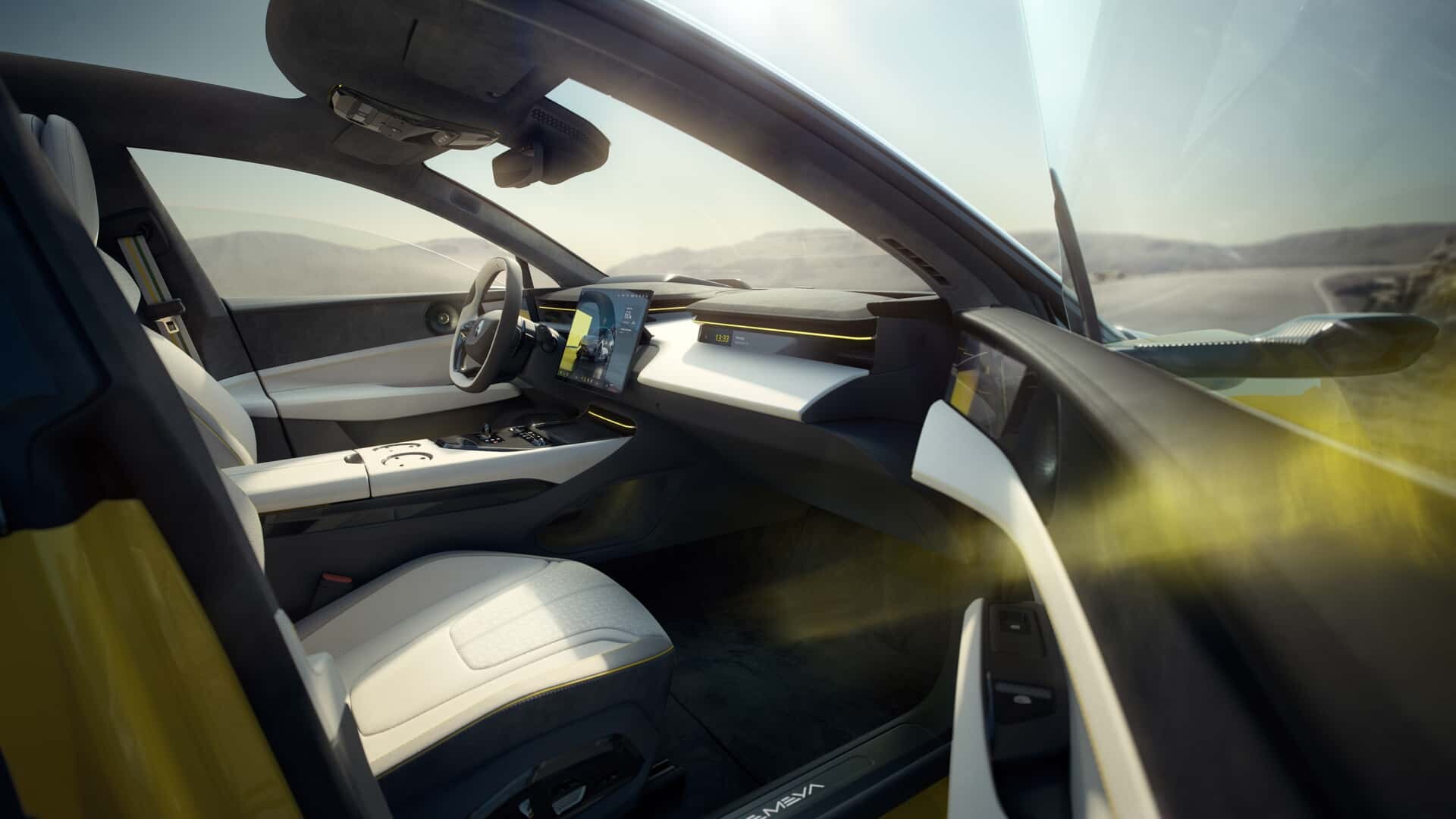 Lotus Emeya: električna limuzina z 905 konjskimi močmi