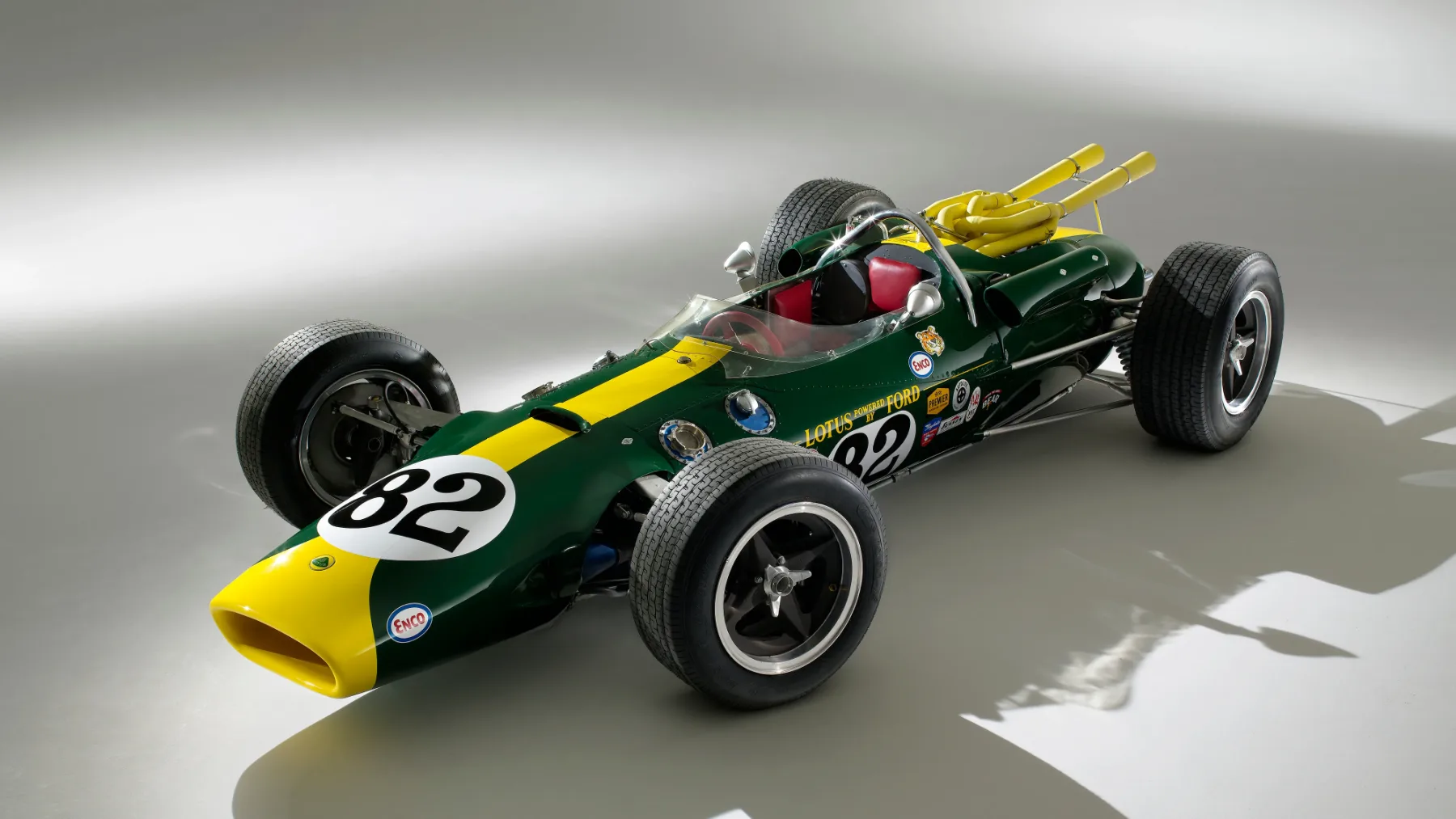 Lotus Emira Clark Edition 2026: Ko legenda obleče dirkaško zeleno