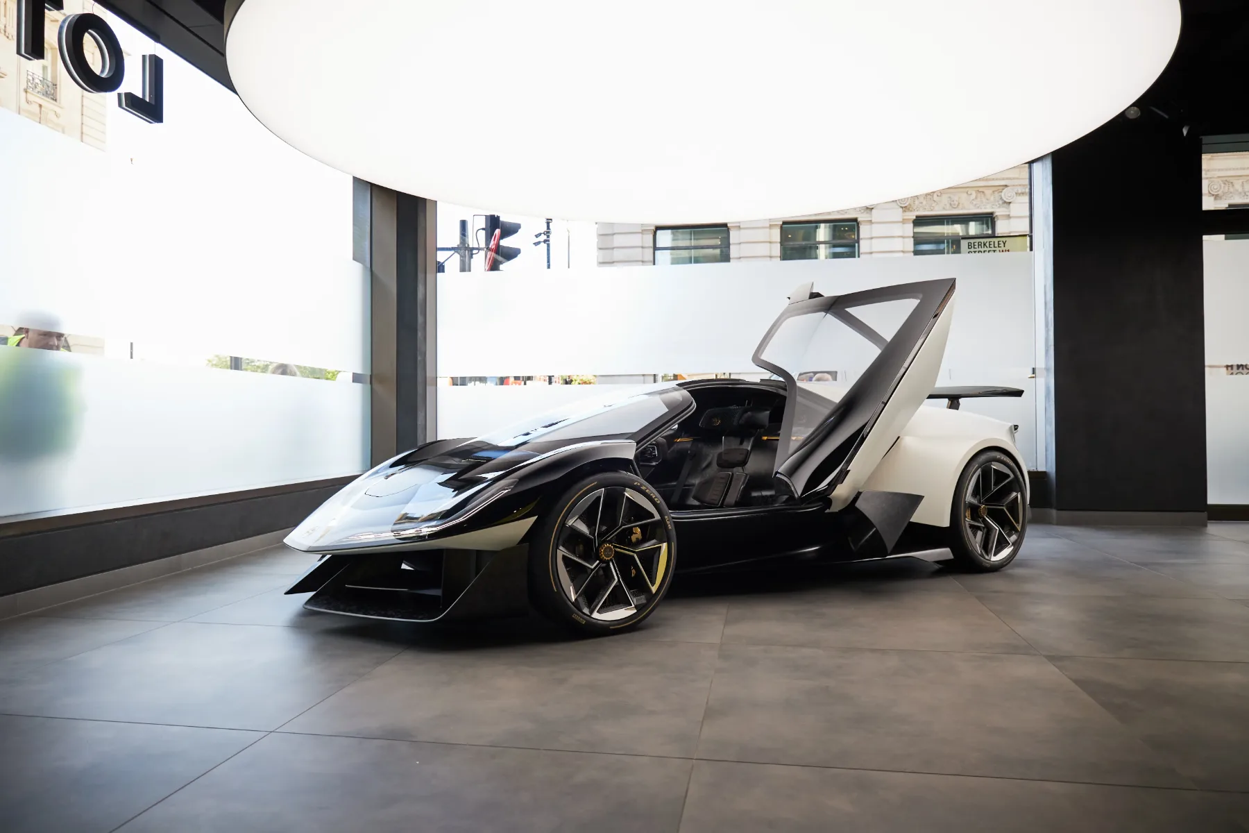 Lotus Theory 1 Concept EV: Električni športnik, ki oživlja duh klasike
