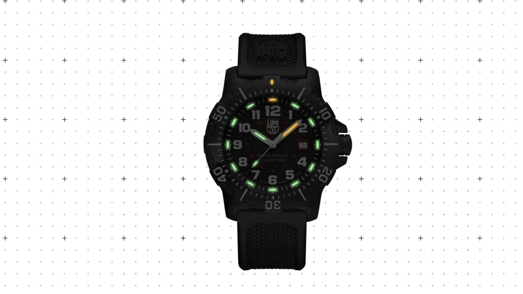 Luminox 4230: Nova generacija Navy SEAL ure, ki bi jo Rambo nosil skupaj s črno kravato