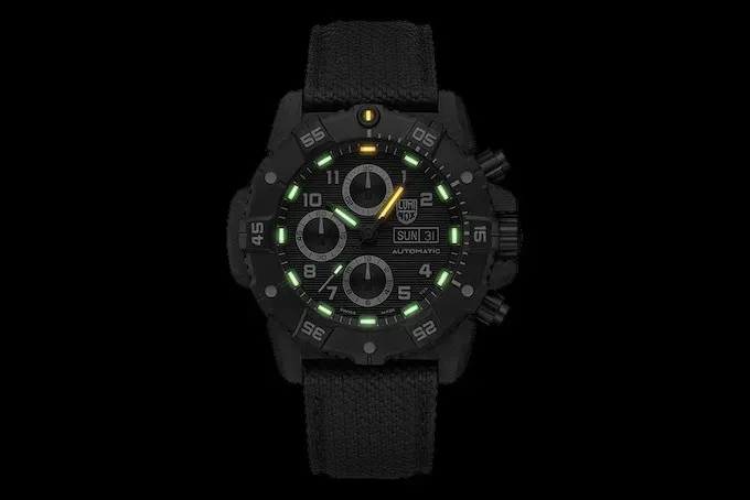 Luminox Master Carbon SEAL Automatic Chronograph: Vojaški oklep s švicarskim mehanskim srcem – slika 4