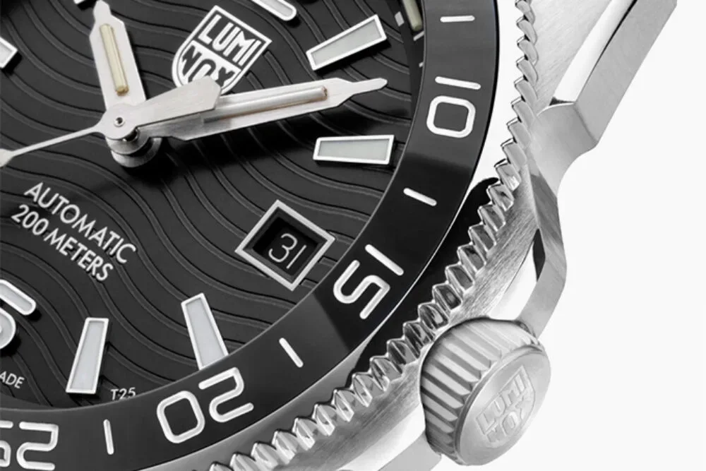 Luminox prvič predstavlja avtomatski mehanizem v seriji Pacific Diver
