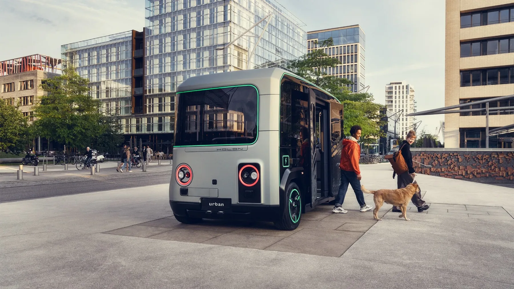 Lyft z novo robotaxi floto: Ali lahko “Uberjev mlajši brat” z avtonomnimi vozili Holon zamaje Teslo?
