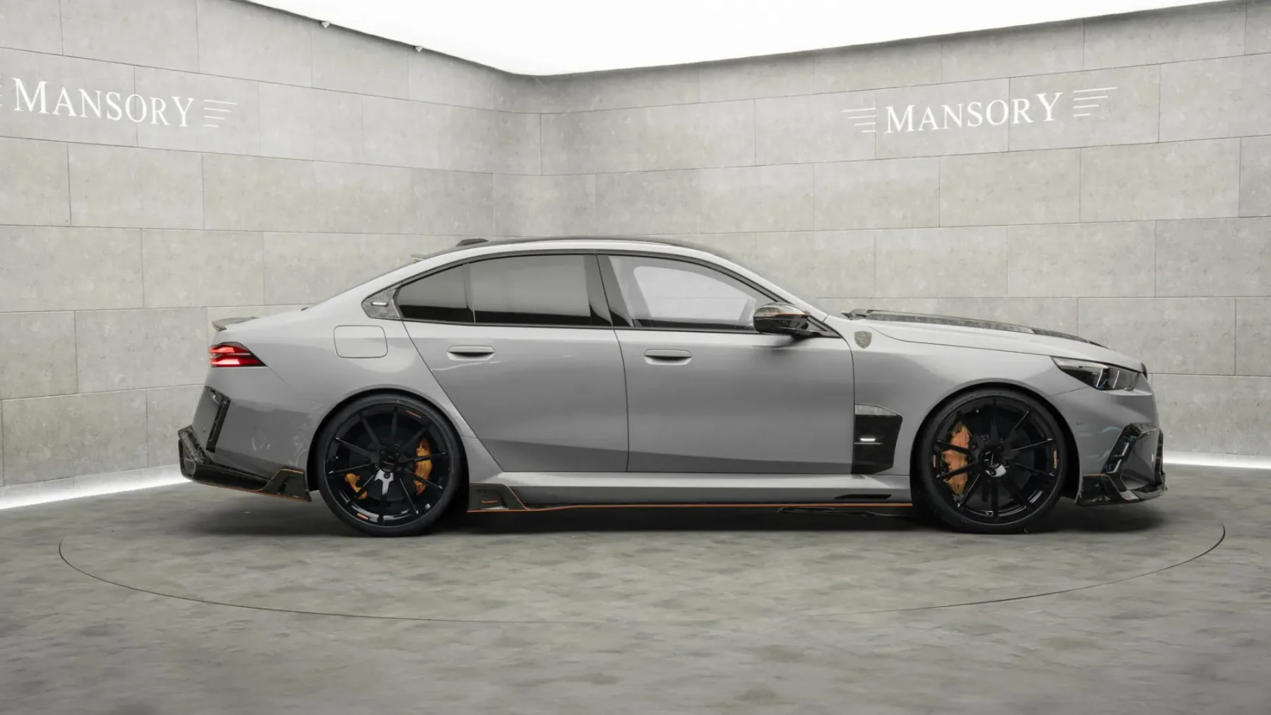 Mansory BMW M5 G90: Karbonska ekstaza in brutalni poskok moči
