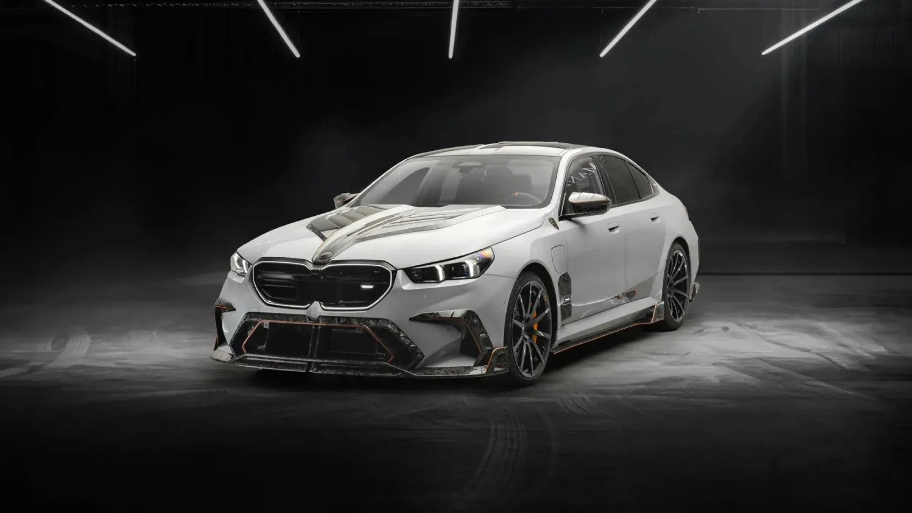 Mansory BMW M5 G90: Karbonska ekstaza in brutalni poskok moči