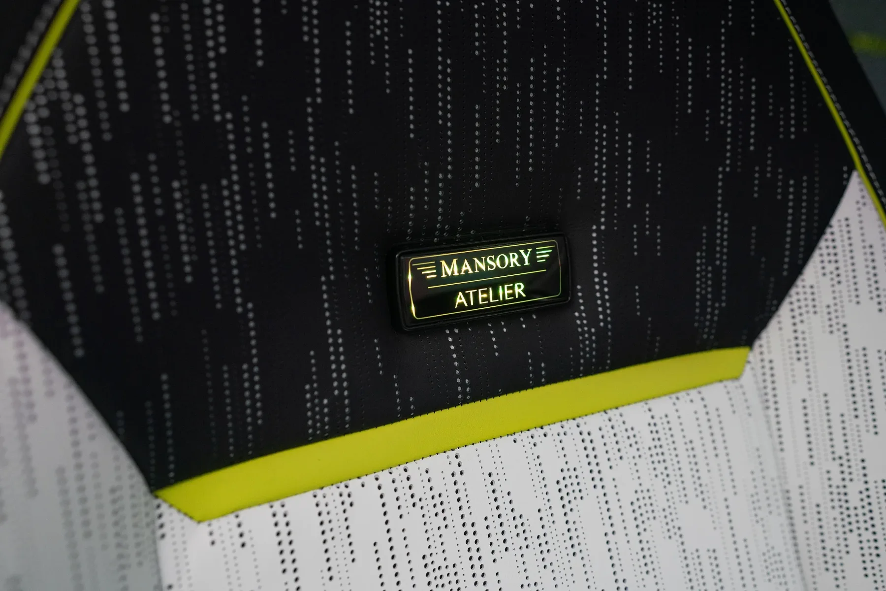 Mansory Elongation: ko Cybertruck postane še bolj ekstremen