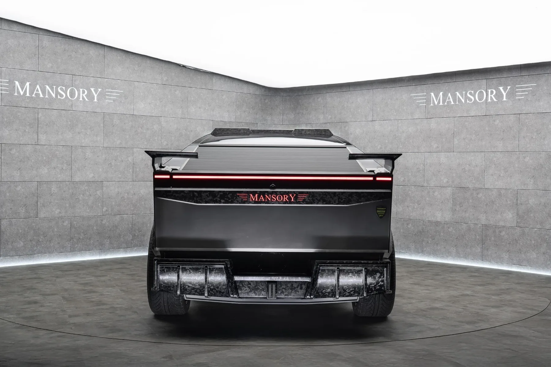 Mansory Elongation: ko Cybertruck postane še bolj ekstremen
