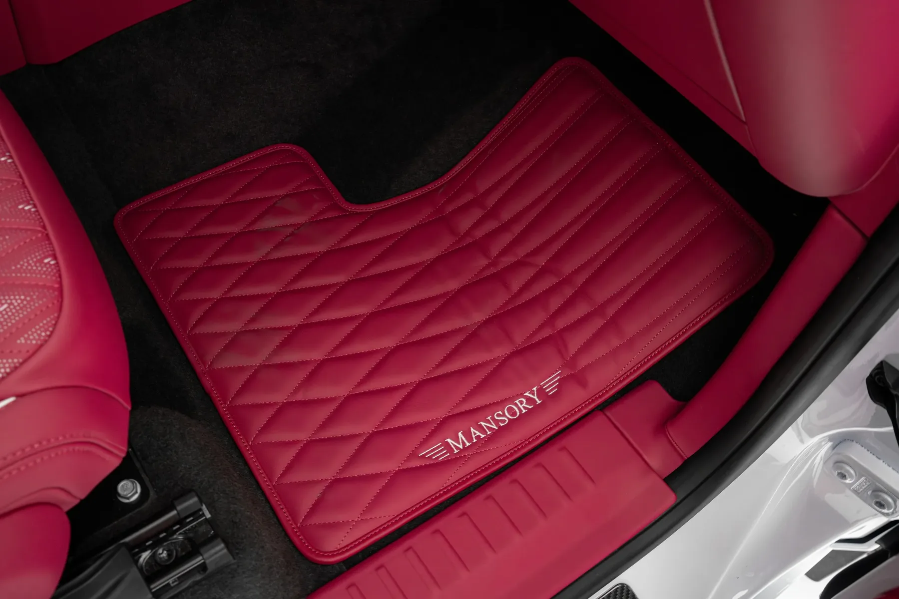 Mansory Ineos Grenadier – Brezkompromisni terenski bojevnik v luksuzni preobleki