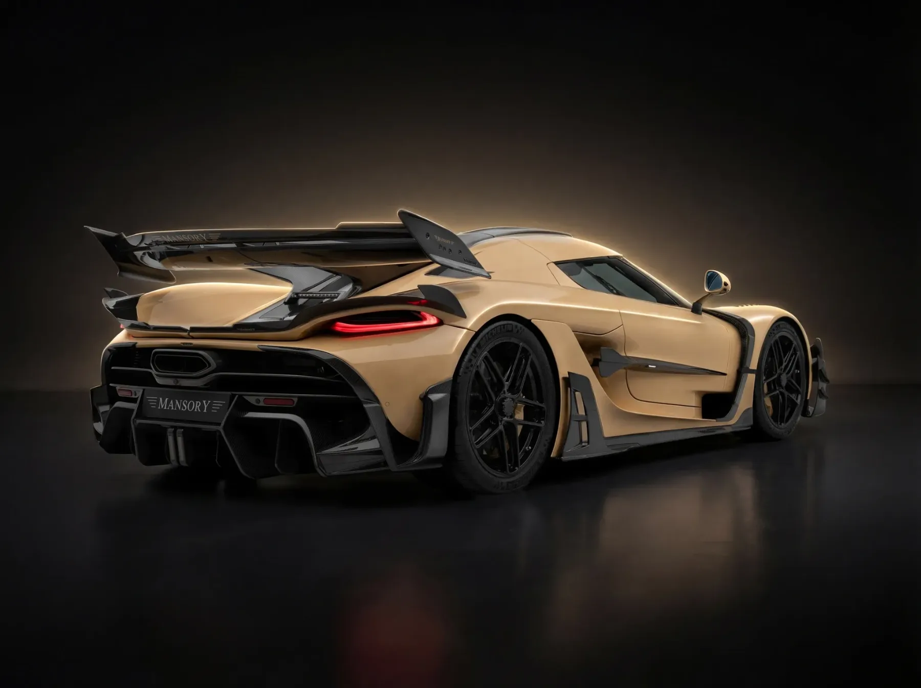 Mansory Koenigsegg Jesko: Ko popolnost dobi zlobnega dvojčka iz karbona
