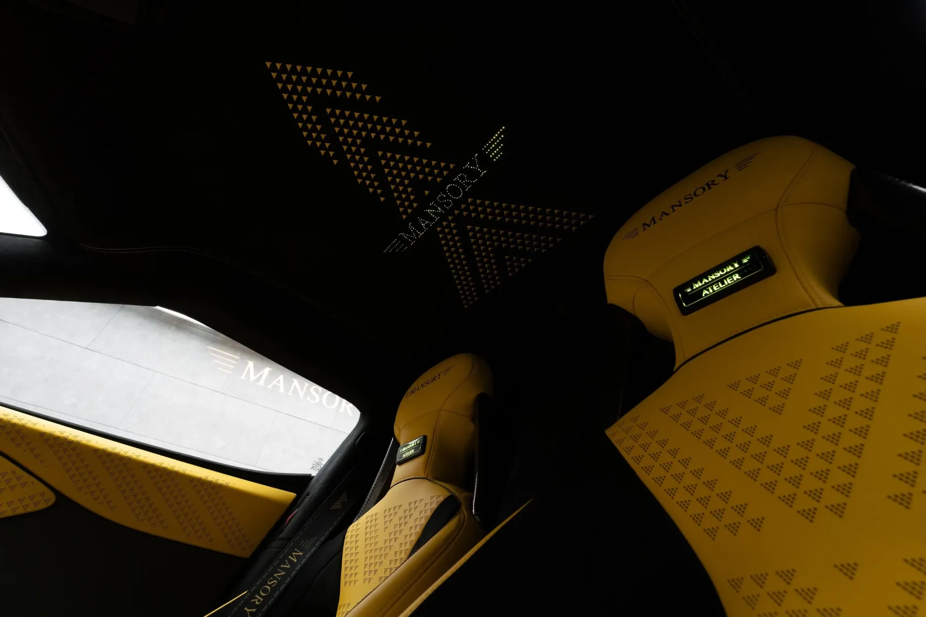 Mansory x Under Armour Le Mansory Ford GT – ko se hypercar in superzvezda srečata na cesti
