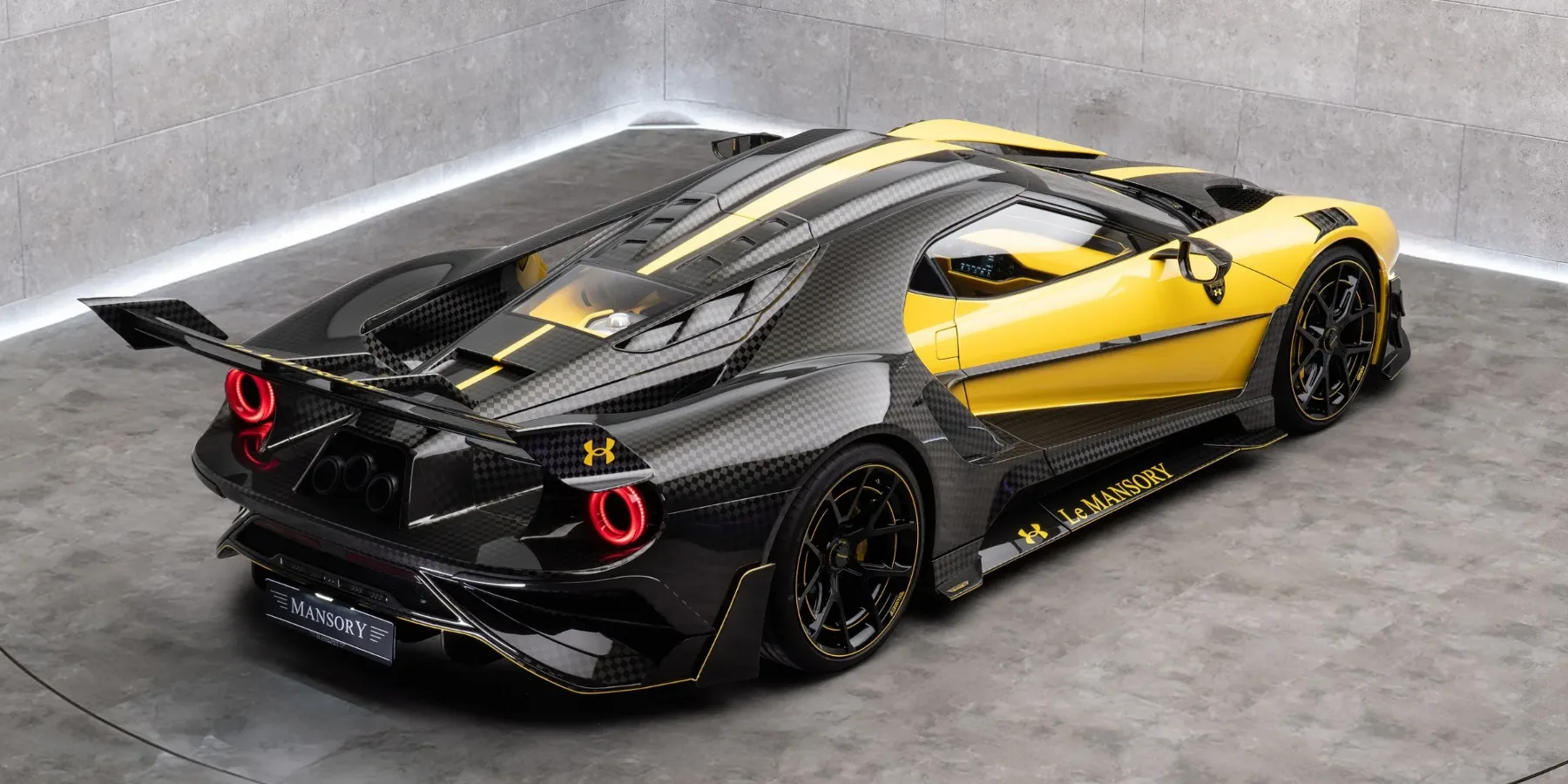 Mansory x Under Armour Le Mansory Ford GT – ko se hypercar in superzvezda srečata na cesti