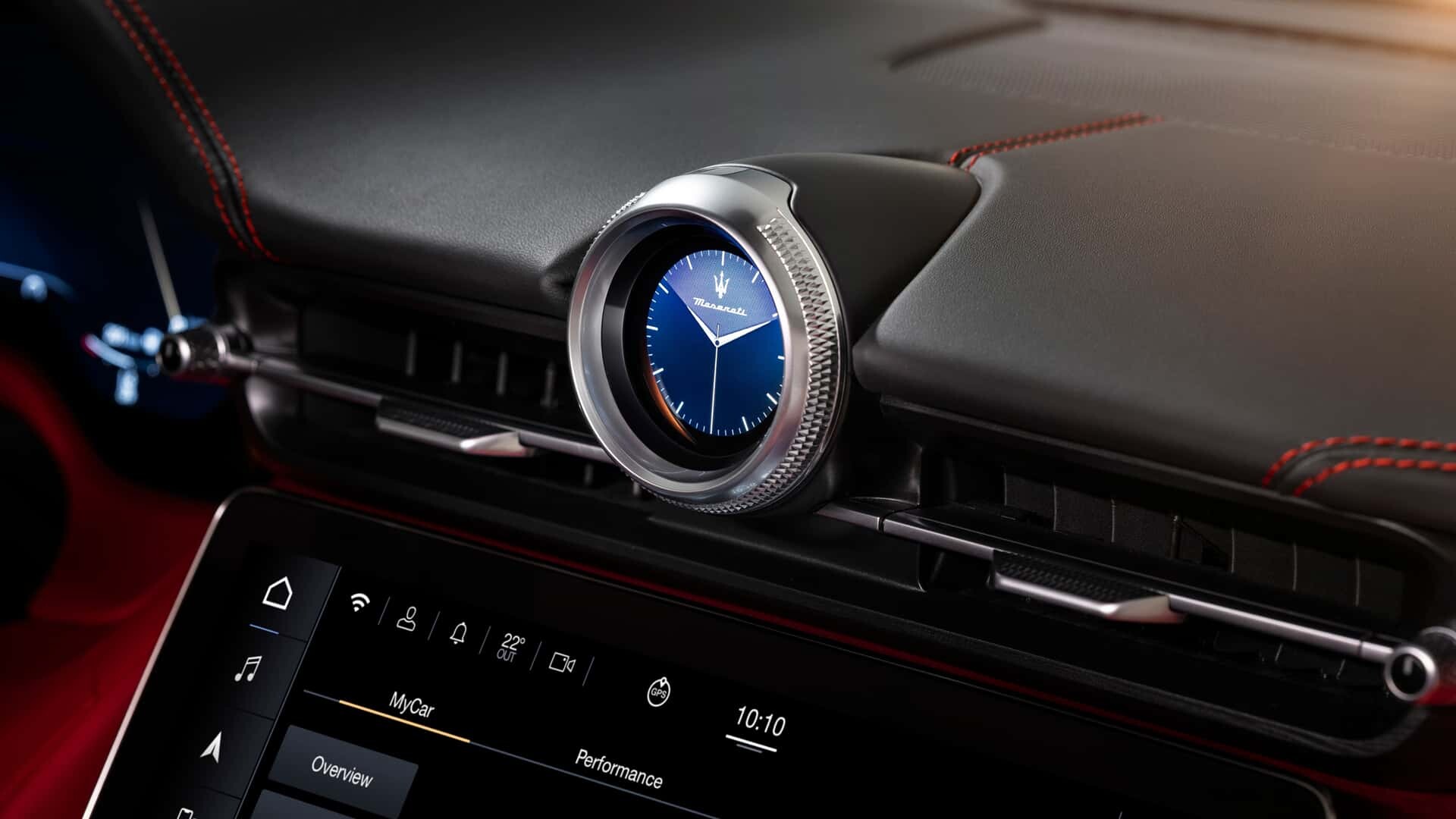 Maserati GranCabrio 2024: je vrhunec elegance brez strehe