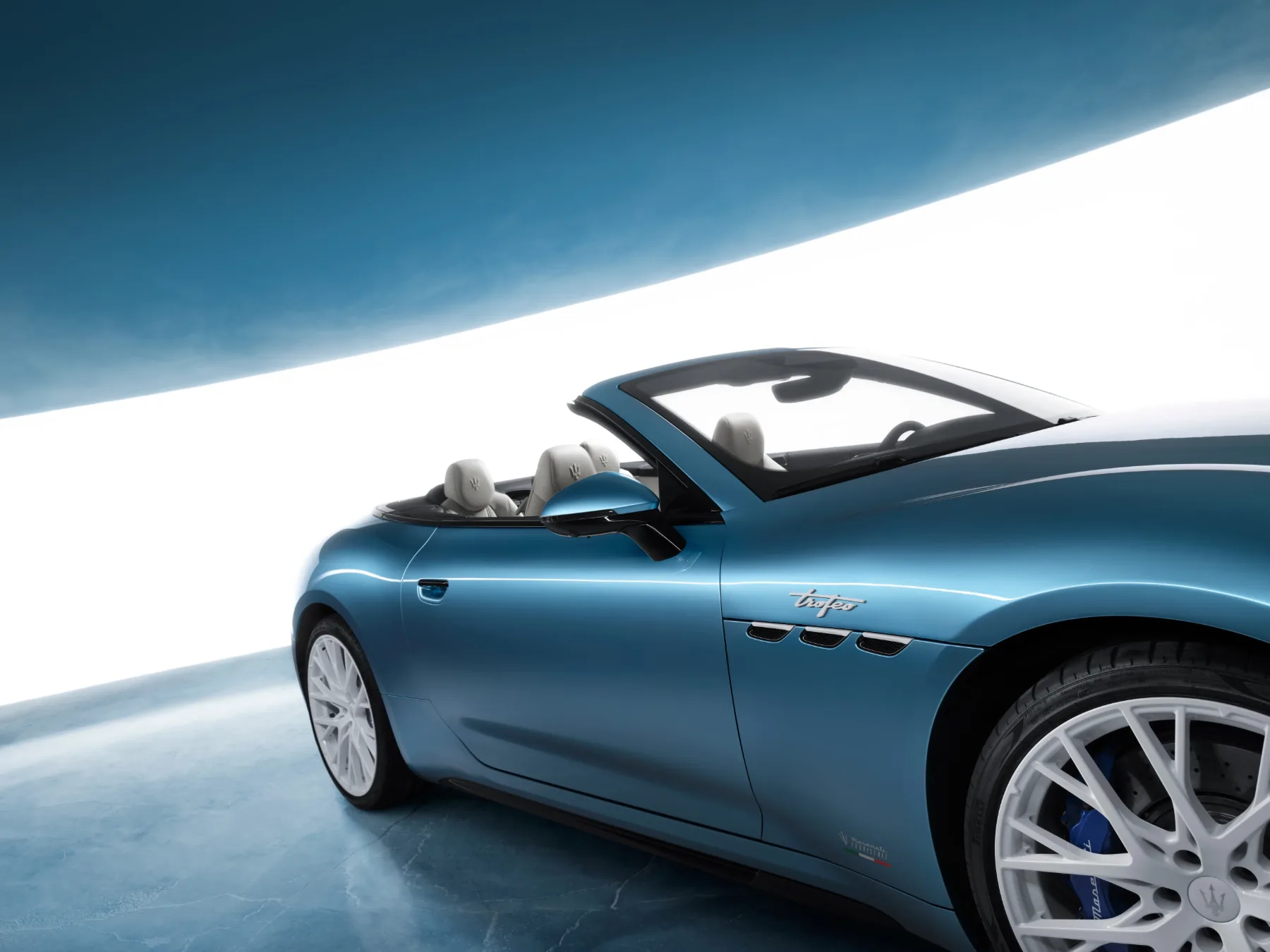 Maserati GranCabrio Trofeo One of One I.C.E.: ledena kraljica St. Moritza