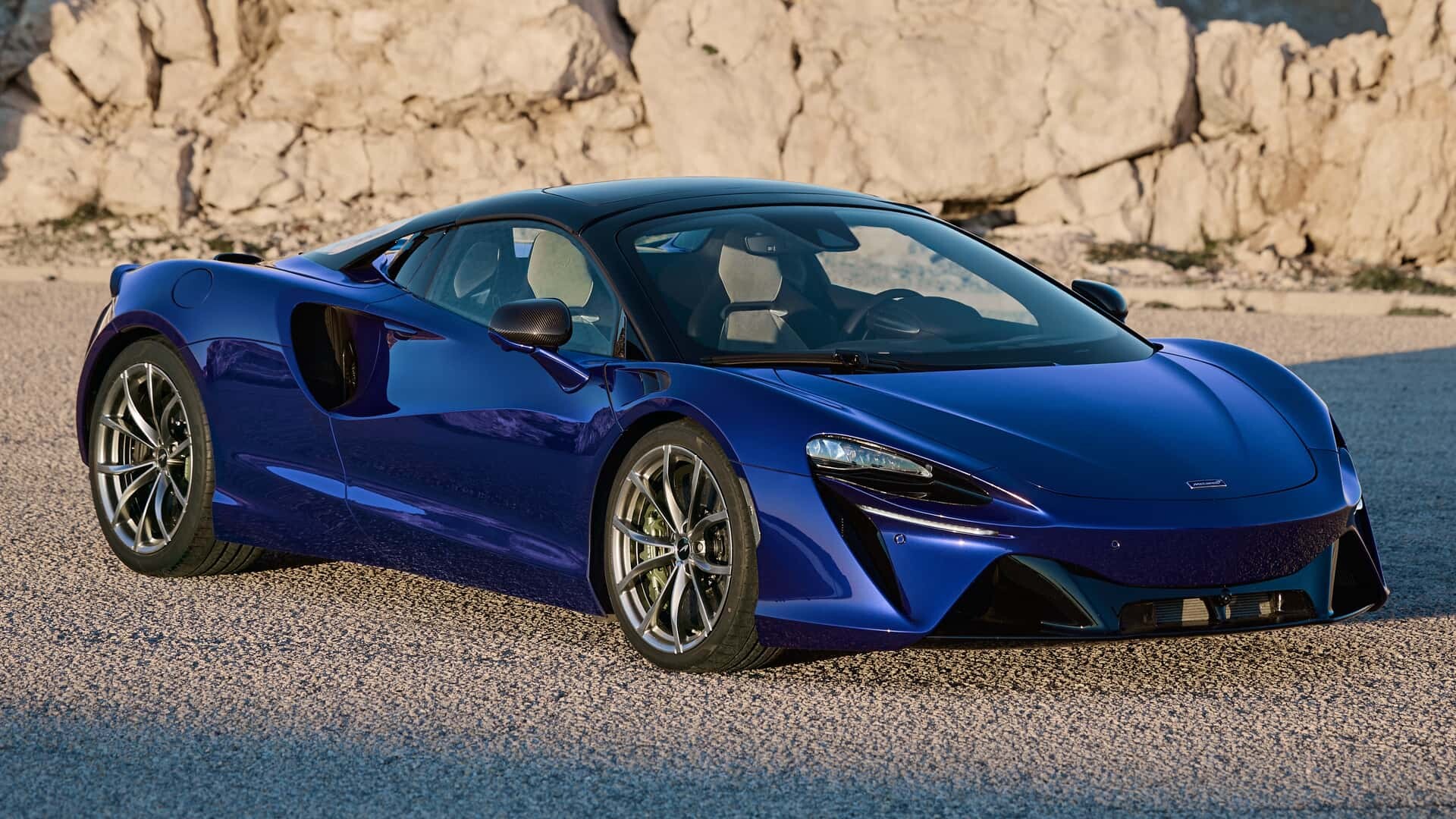 McLaren Artura Spider